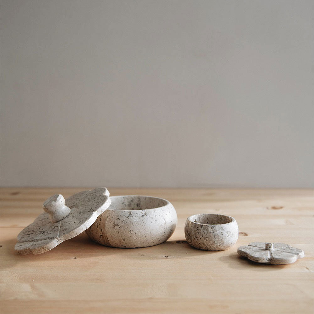 Elegant Lidded Travertine Petal Box - Handcrafted Stone Jewelry Storage & Home Decor Organizer for Rings, Earrings & Small Treasures | Perfect for Bathroom, Bedroom & Gift Giving