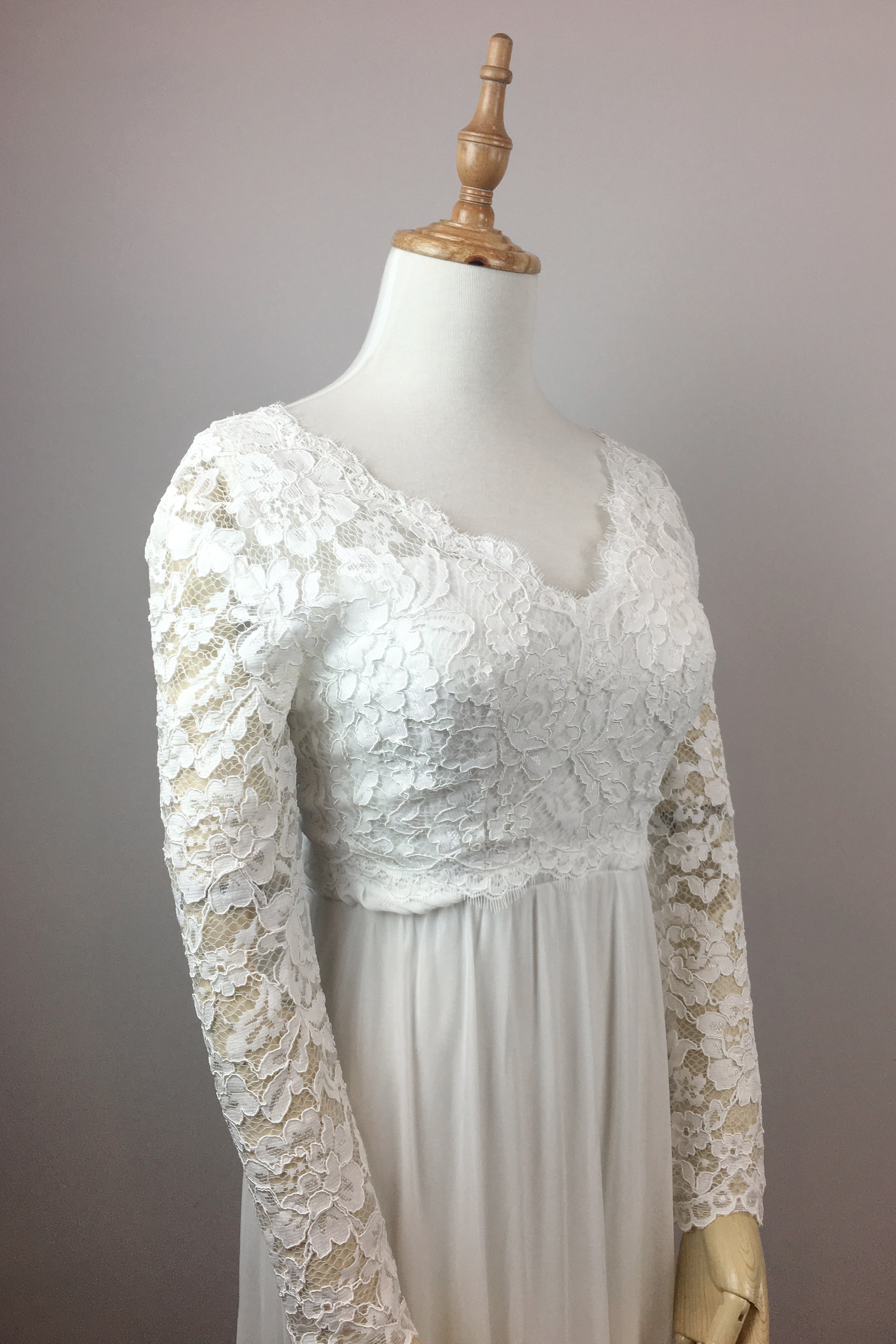 Elegant Lace Bolero Bridal Cover Up - Summer Wedding Shawl for Brides, Bridesmaids & Formal Occasions | Perfect for Beach Weddings & Outdoor Ceremonies