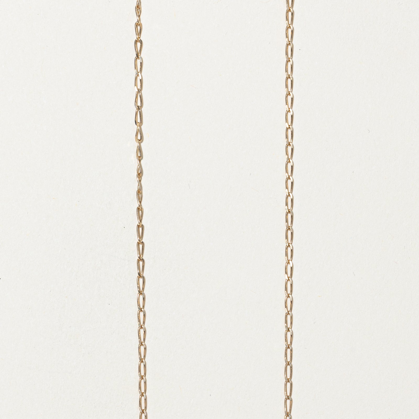 Elegant 18K Gold Sapphire and Diamond Scoop Necklace - 0.40ct Sapphire & 0.04ctw Diamonds - Perfect for Weddings, Anniversaries & Special Occasions