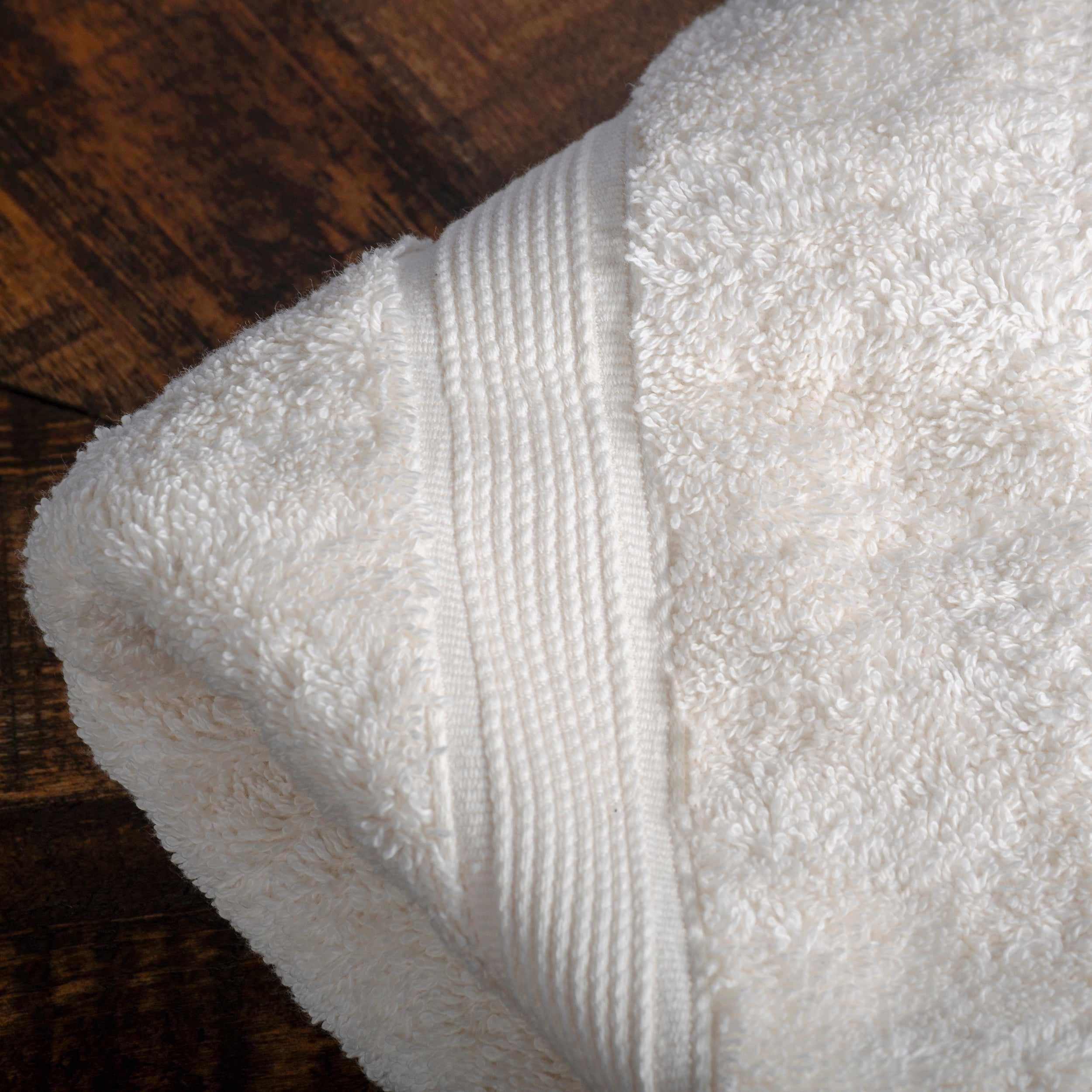 Premium Organic Cotton 6-Piece Plush Towel Set - Ultra Soft, Absorbent & Eco-Friendly Bath, Beach & Gym Towels for Home & Travel