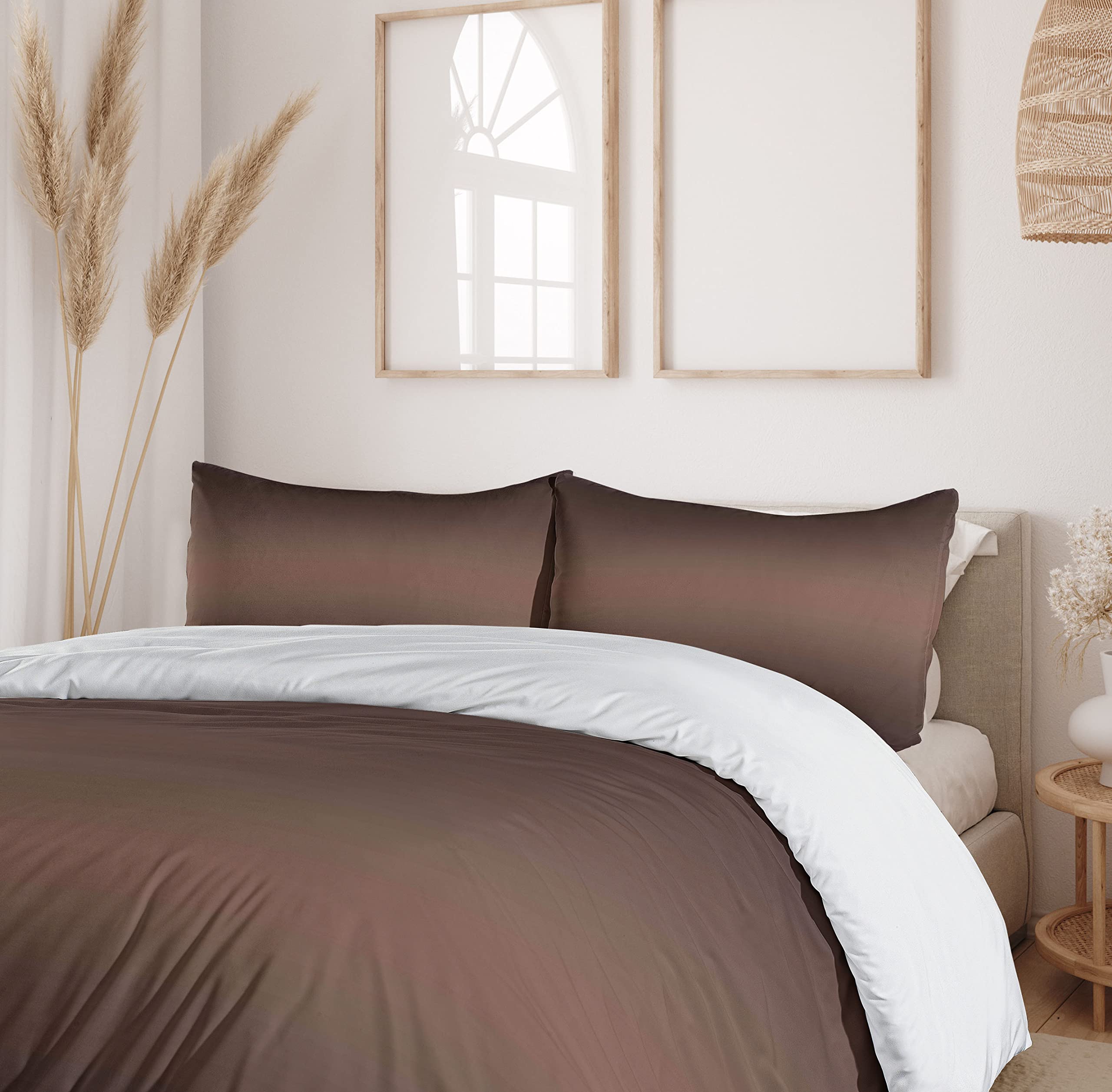 Ambesonne Ombre Duvet Cover Set - Queen Size Brown Chocolate Food Inspired Bedding with 2 Pillow Shams | Gradient Design Digital Print Artwork | Perfect for Master Bedroom, Guest Room & Dorm Decor