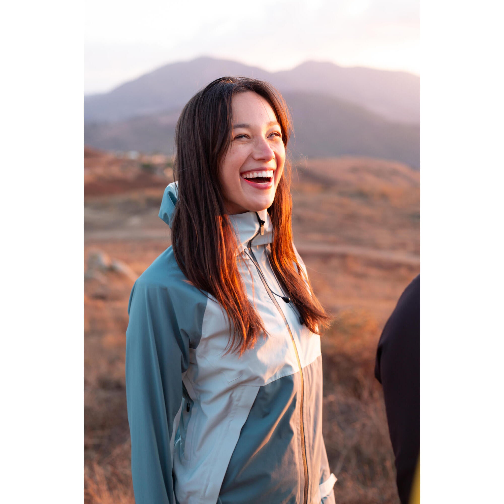 Quechua Women's MH500 Waterproof Hiking Jacket - Lightweight Windproof Raincoat for Outdoor Adventures, Camping & Travel