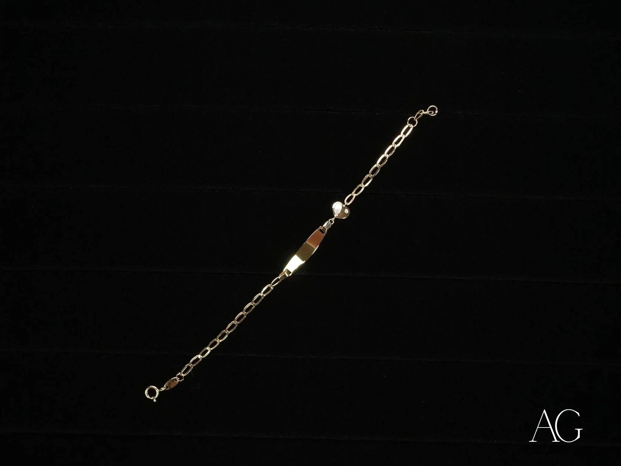 18K Gold Kids Heart Bracelet with Spring Ring Lock - Elegant Jewelry Gift for Girls, Birthday, Christmas & Special Occasions