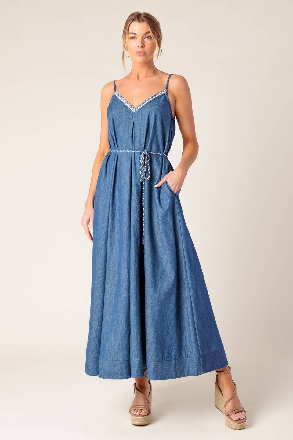 Heartfelt Moment Lace Edge Denim Midi Dress - Elegant & Comfortable Casual Wear for Women, Perfect for Brunch, Date Night & Summer Outings