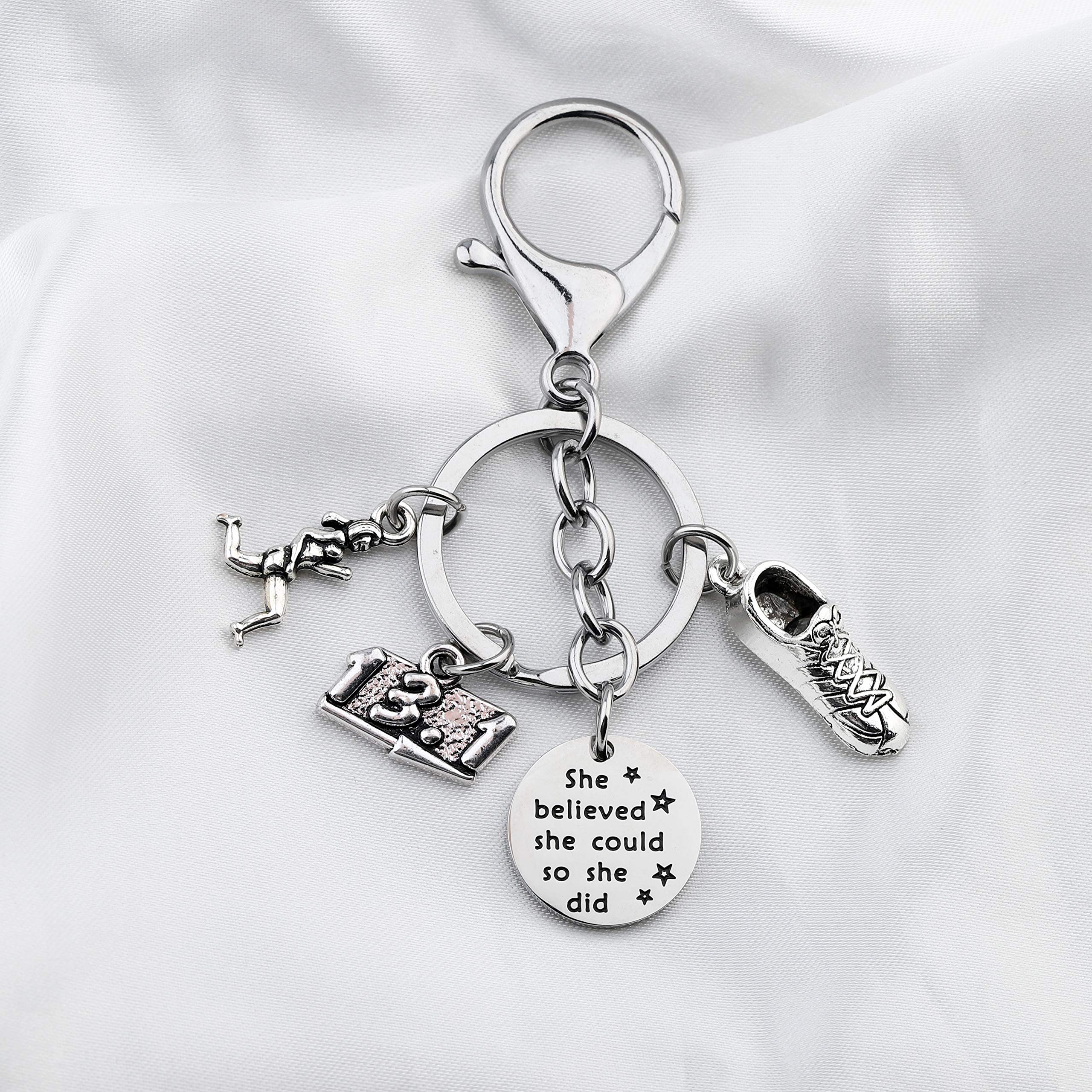 FUSTMW Marathon Runner Keychain - Inspirational Running Jewelry Gift for Marathoners, Athletes & Fitness Enthusiasts - Perfect for Race Day, Training Motivation & Sports Appreciation Gifts