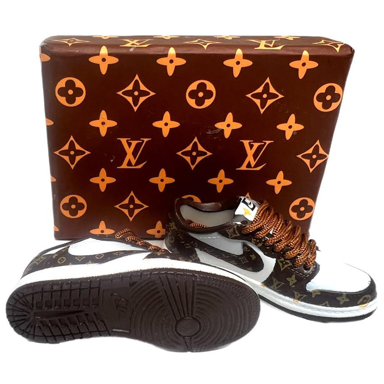 Louis Vuitton Dunk Sneakers - Luxury High-Top Fashion Shoes for Men & Women | Perfect for Casual Wear, Street Style & Sneaker Collection