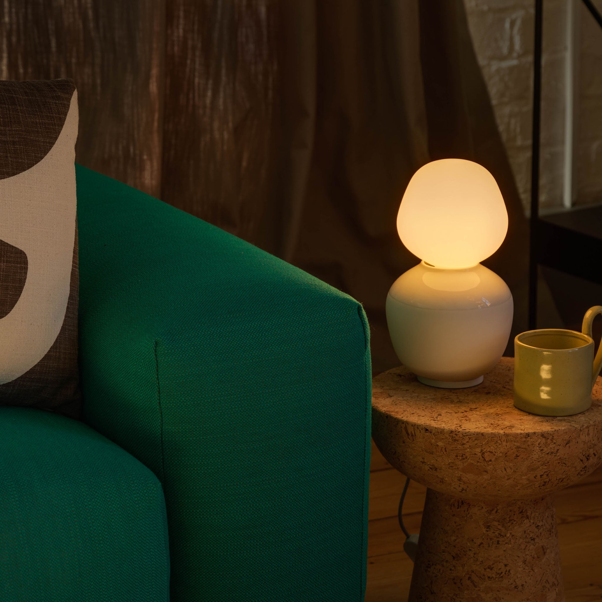 Modern Reflection Enno Table Lamp - Minimalist LED Nightstand Light for Bedroom, Living Room & Office - Warm White & Cool White Dimmable Lighting
