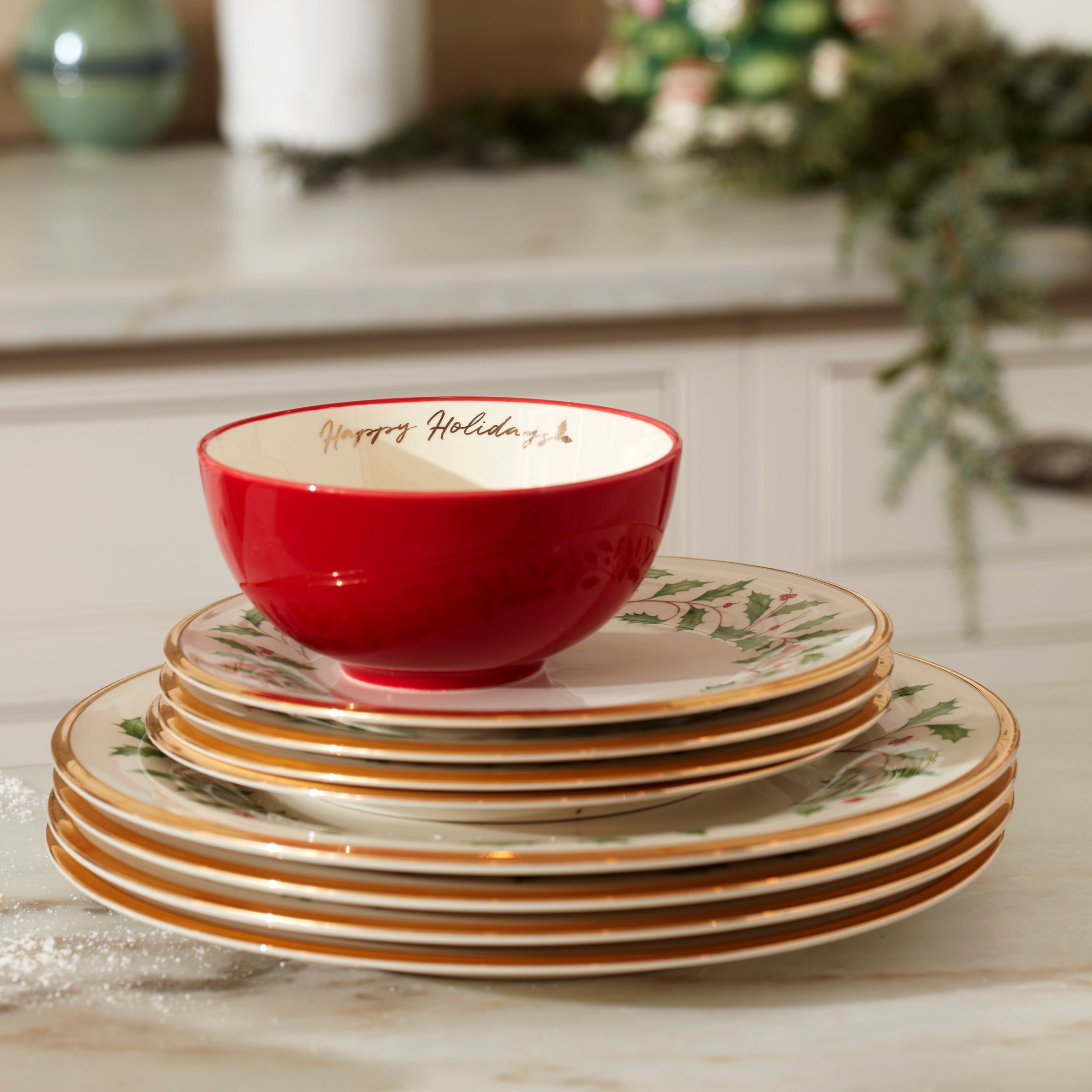 6-Piece Holiday Dinner Plate Set - Elegant Ceramic Plates for Christmas, Thanksgiving & Family Gatherings - Perfect for Festive Dining & Home Decor