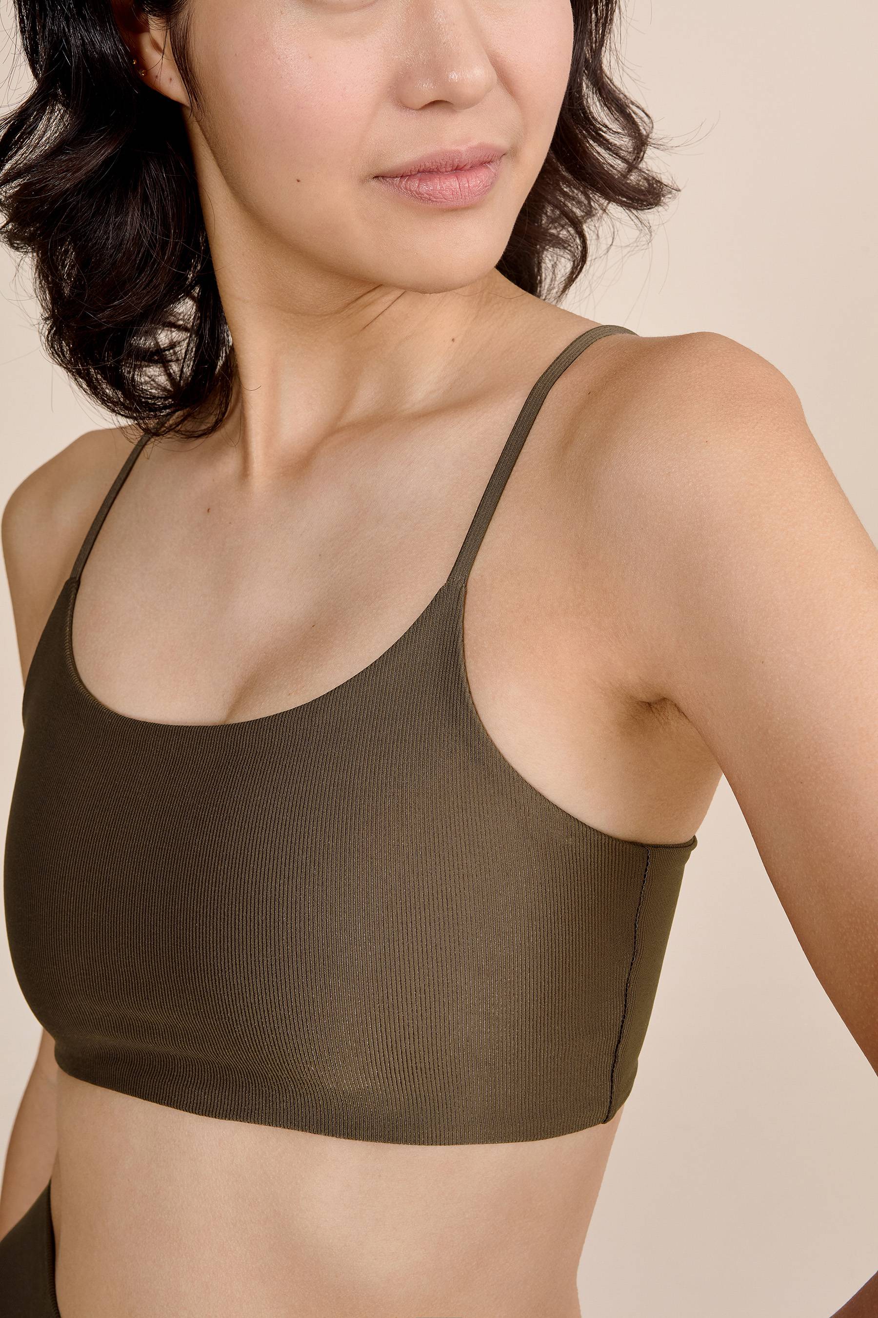 Allure® Adaptiv Curve Sports Bra - High Support Workout Bra for Women, Seamless Comfort & Breathable Fabric - Perfect for Running, Yoga & Gym