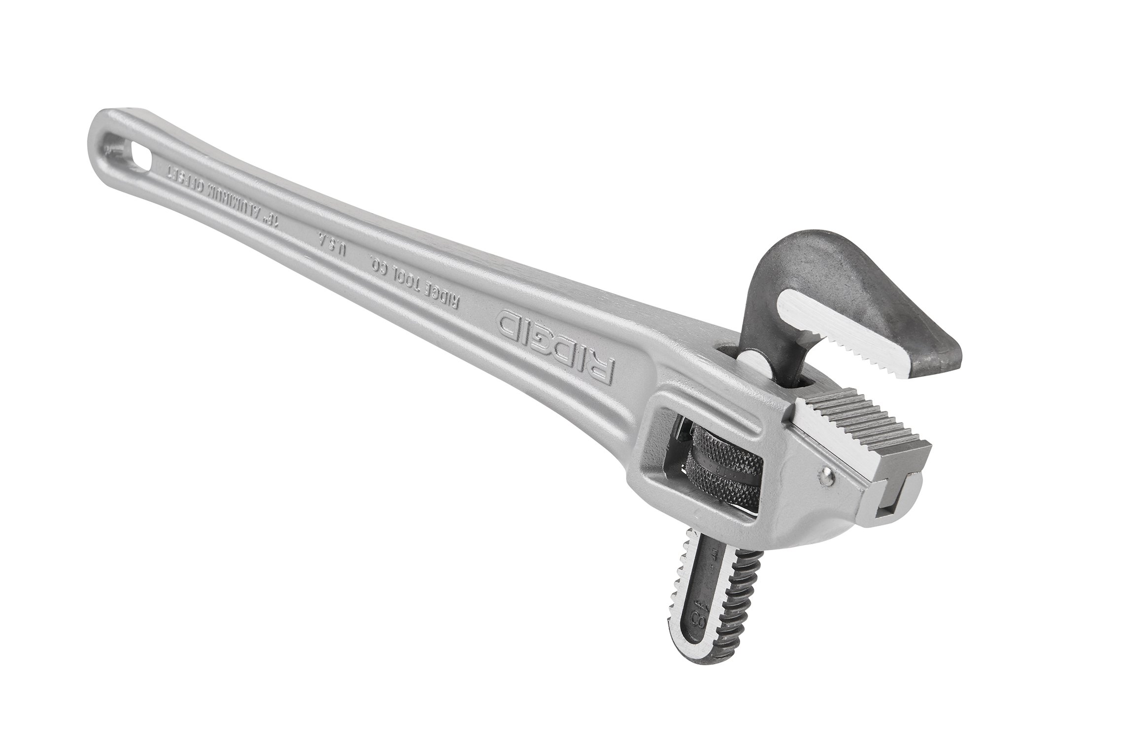 RIDGID 31125 18-Inch Aluminum Offset Pipe Wrench - Heavy Duty Plumbing Tool for Tight Spaces, Small Silver Pipe Wrench for Professional Plumbers & DIY Home Repairs - Perfect for Water Lines, Gas Pipes & HVAC Installations