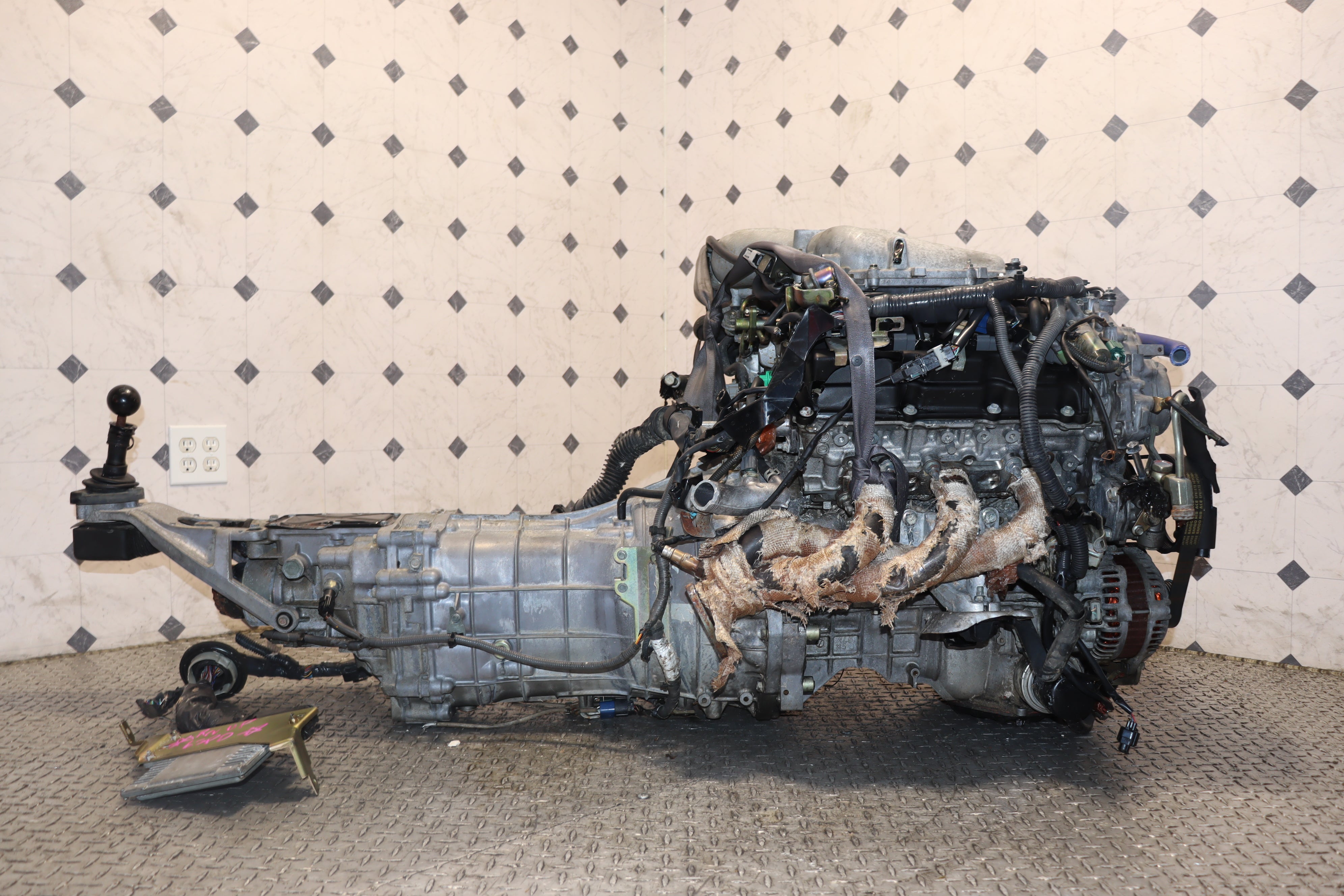 JDM Nissan 350Z G35 RevUp Engine & 6-Speed CD09 Transmission - High Performance Upgrade for Racing & Drifting | Perfect for Track Days & Car Enthusiasts