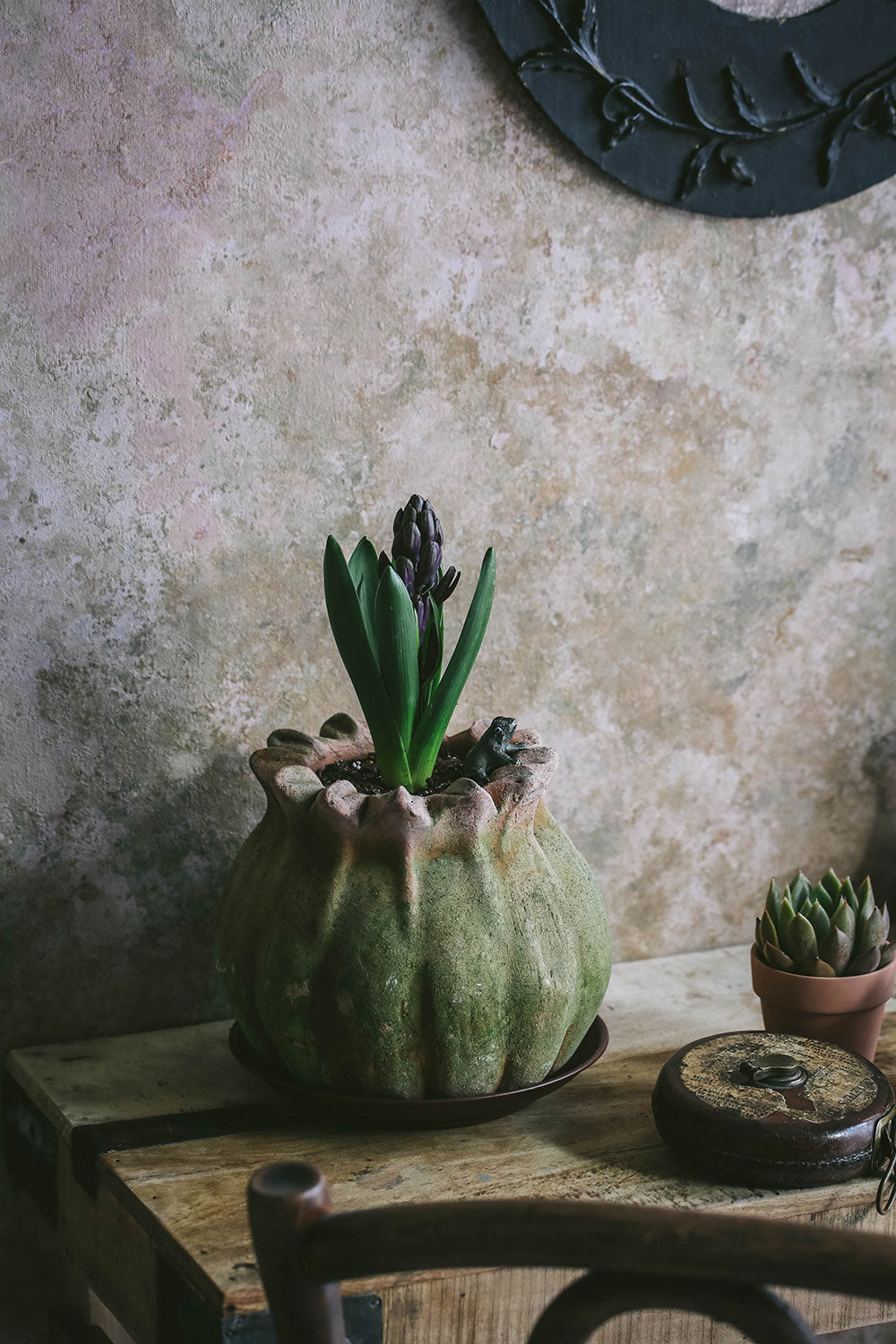 Aged Terracotta Poppy Planter - Handmade Clay Flower Pot for Indoor & Outdoor Plants - Perfect for Home Garden, Patio Decor, and Gift Ideas