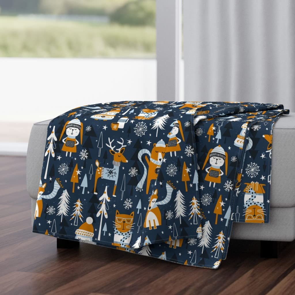 Soft Plush Minky Throw Blanket 50x70 Inches - Winter Woodland Animals Christmas Design for Kids | Cozy Gift for Holidays, Bedroom Decor & Family Movie Nights