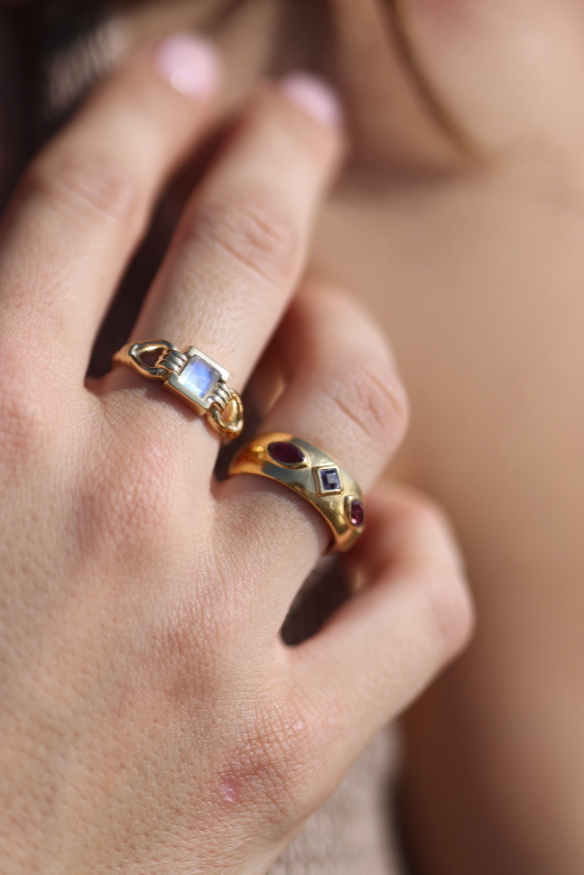 Moonstone Gold Ring for Women - Elegant Vintage Style Jewelry for Engagement, Wedding & Everyday Wear