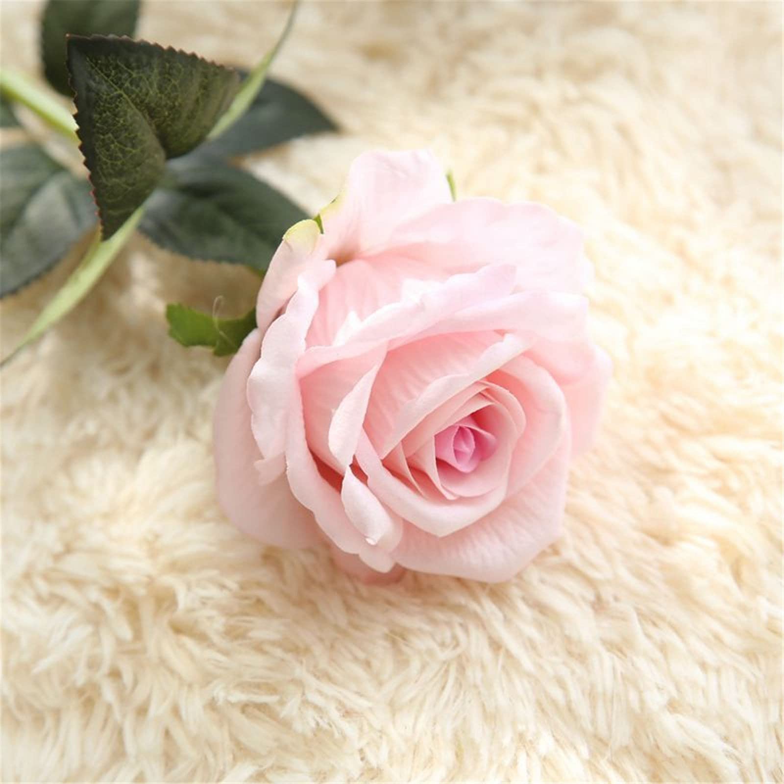 MILAX Artificial Silk Rose Flowers - Realistic Fake Roses for Wedding Bouquets, Home Decor, Centerpieces, and Party Decorations (Pink, One Size) - Perfect for Bridal Shower, Table Arrangements, and DIY Floral Projects