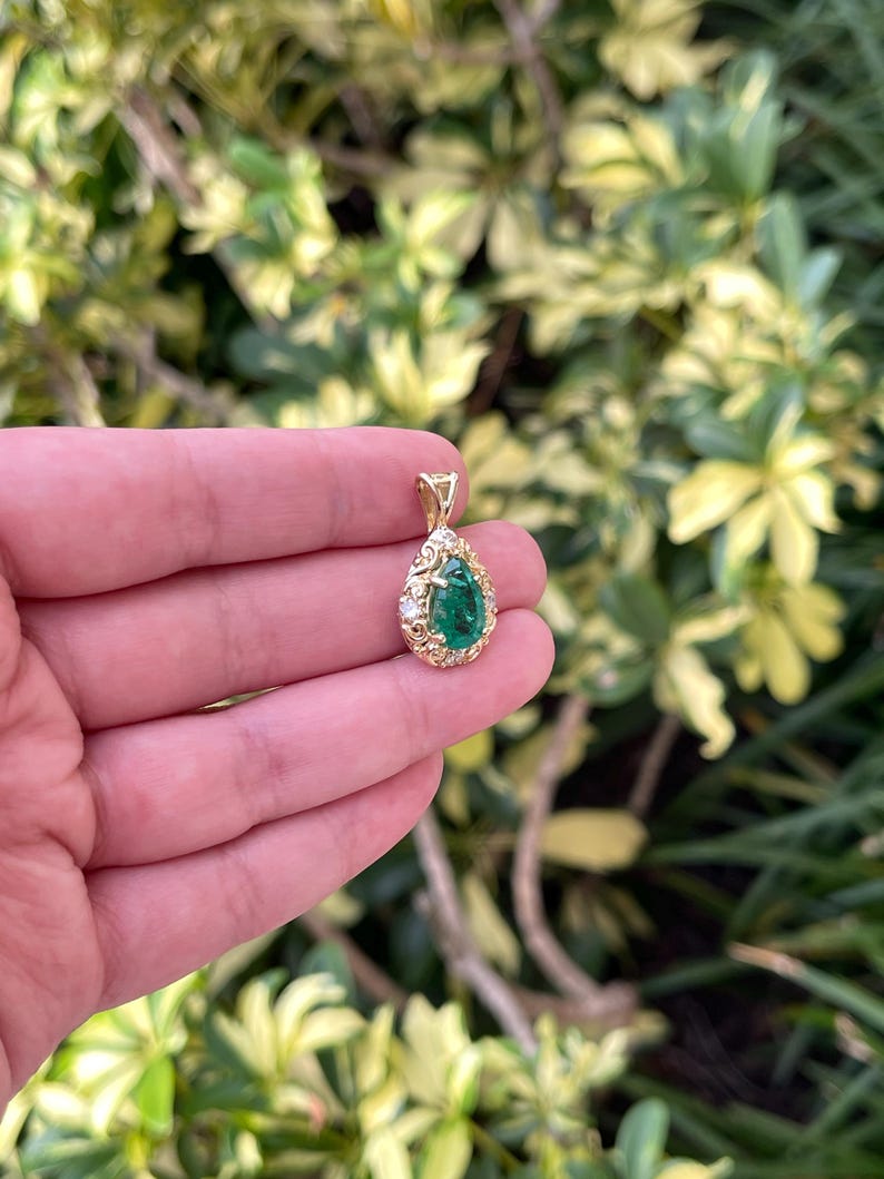 2.71tcw Teardrop Emerald & Diamond Vintage Inspired Pendant Necklace - Elegant Jewelry for Weddings, Parties & Special Occasions