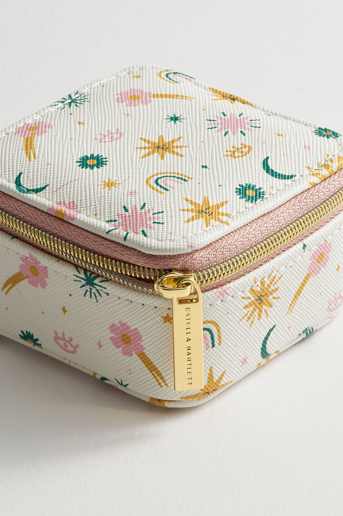 Elegant Tiny Square Jewelry Box for Necklaces, Rings & Earrings - Perfect for Gifts, Travel & Home Storage
