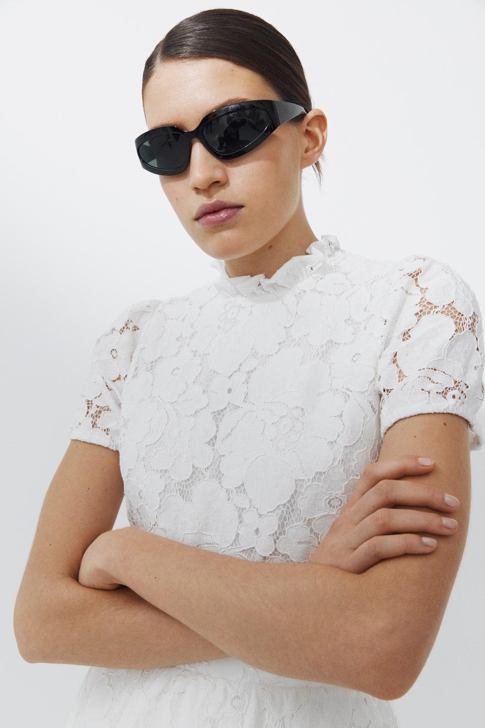 Hada Lace Top Women's Fashion Blouse - Elegant Cloud Dancer Design for Casual Wear, Date Night & Special Occasions
