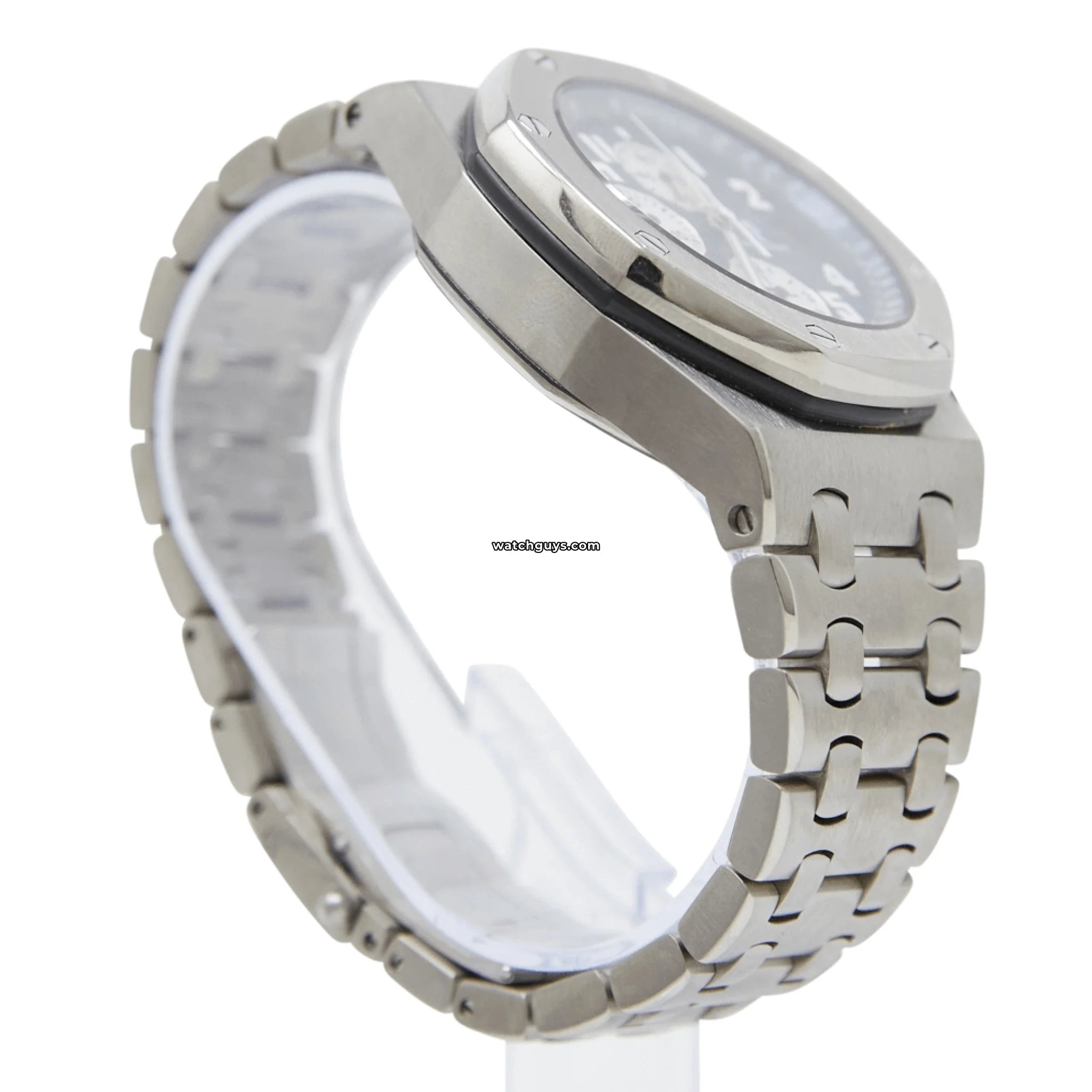 Audemars Piguet Royal Oak Offshore 25721TI.OO.1000TI.04 Men's Luxury Sports Watch - Perfect for Business, Formal Events & Collectors