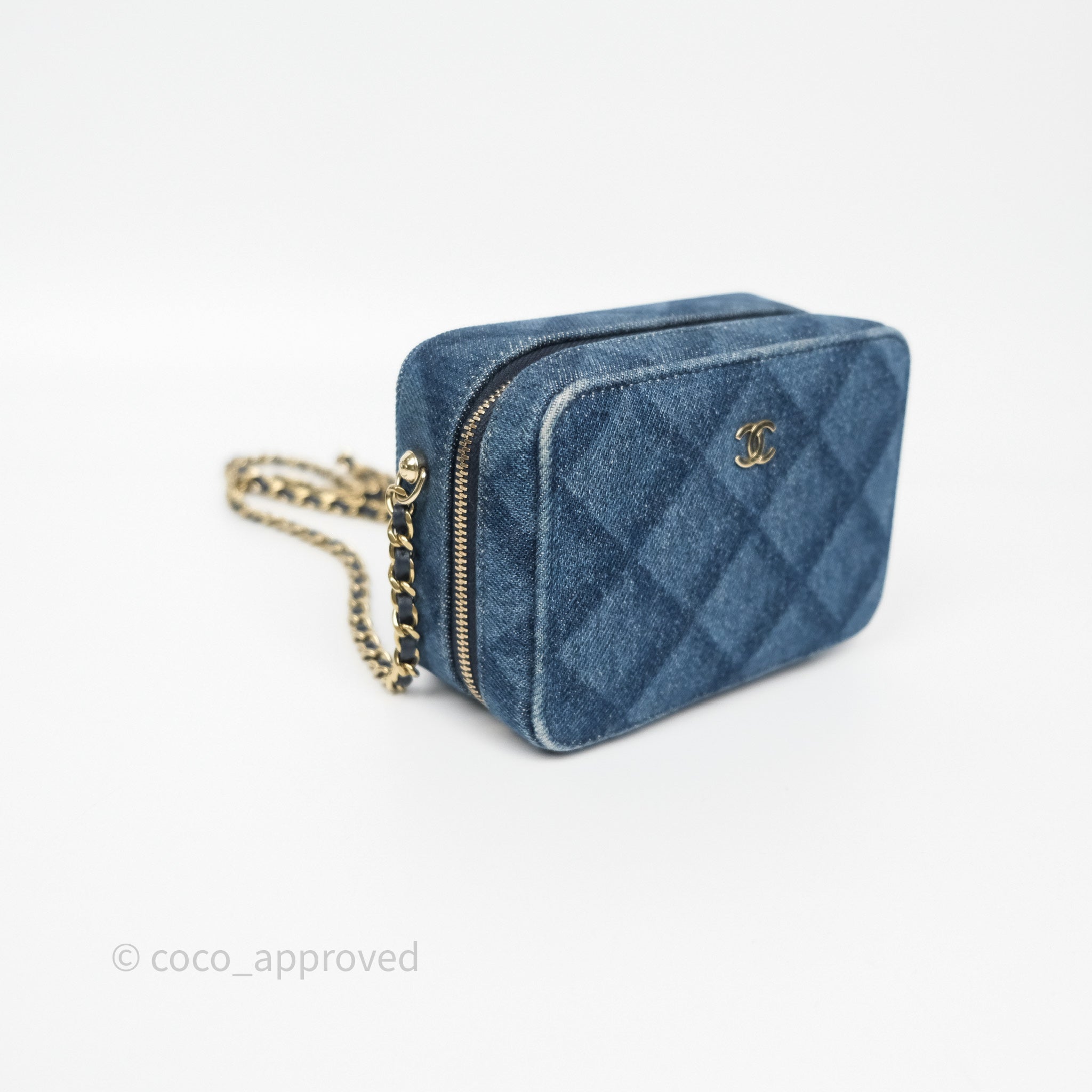 Chanel Quilted Denim Camera Bag with Gold Hardware - Perfect for Everyday Use & Special Occasions