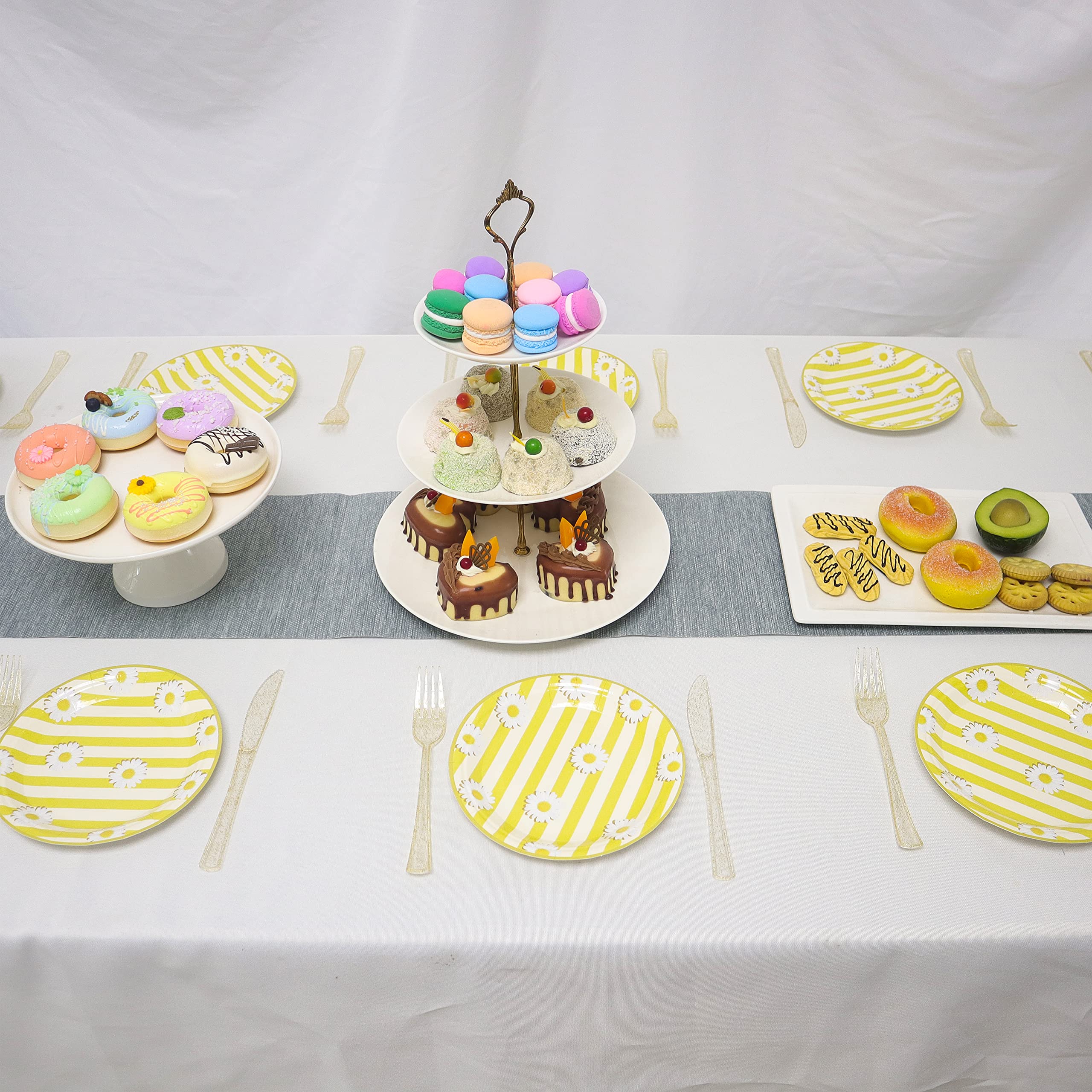 50-Piece Daisy Paper Dessert Plates Set - 7 Inch Disposable Floral Cake Plates for Birthday Parties, Baby Showers & Spring Garden Tea Events