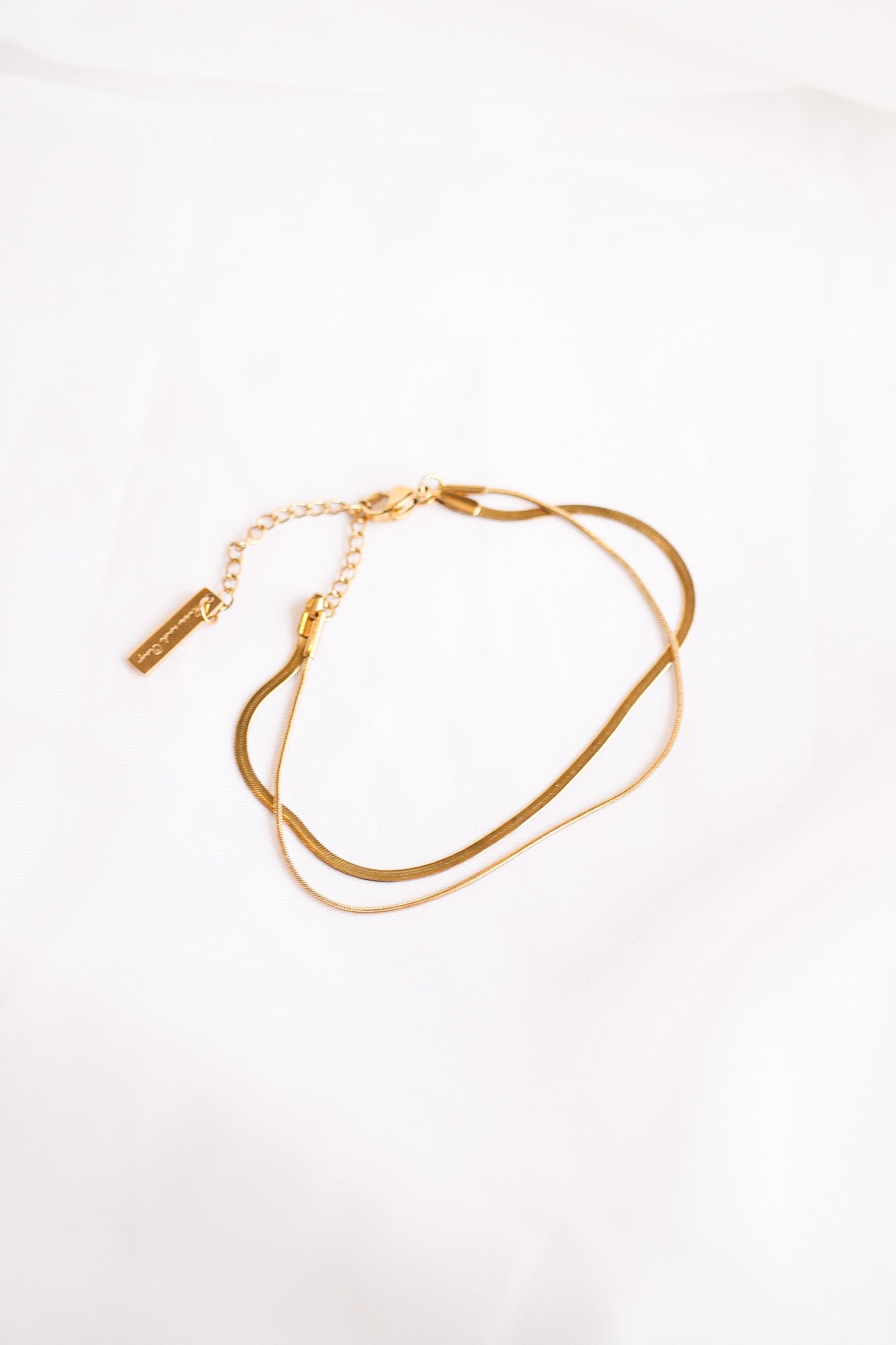 Back Bay Gold Bracelet for Women - Elegant & Dainty Jewelry Gift for Birthday, Anniversary & Special Occasions