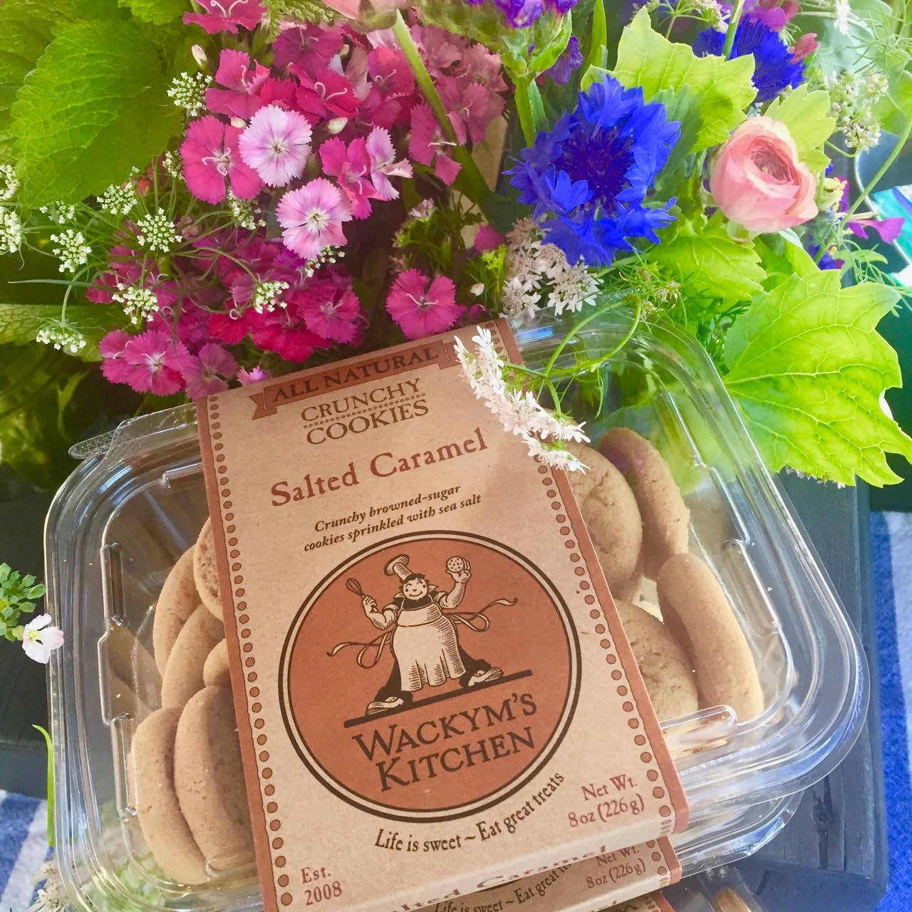 Premium Salted Caramel Cookies - 8 oz Pack of 12 | Gourmet Caramel Snacks for Parties, Gifts & Coffee Time | Crunchy Buttery Treats for Office, Home & Holiday Gatherings