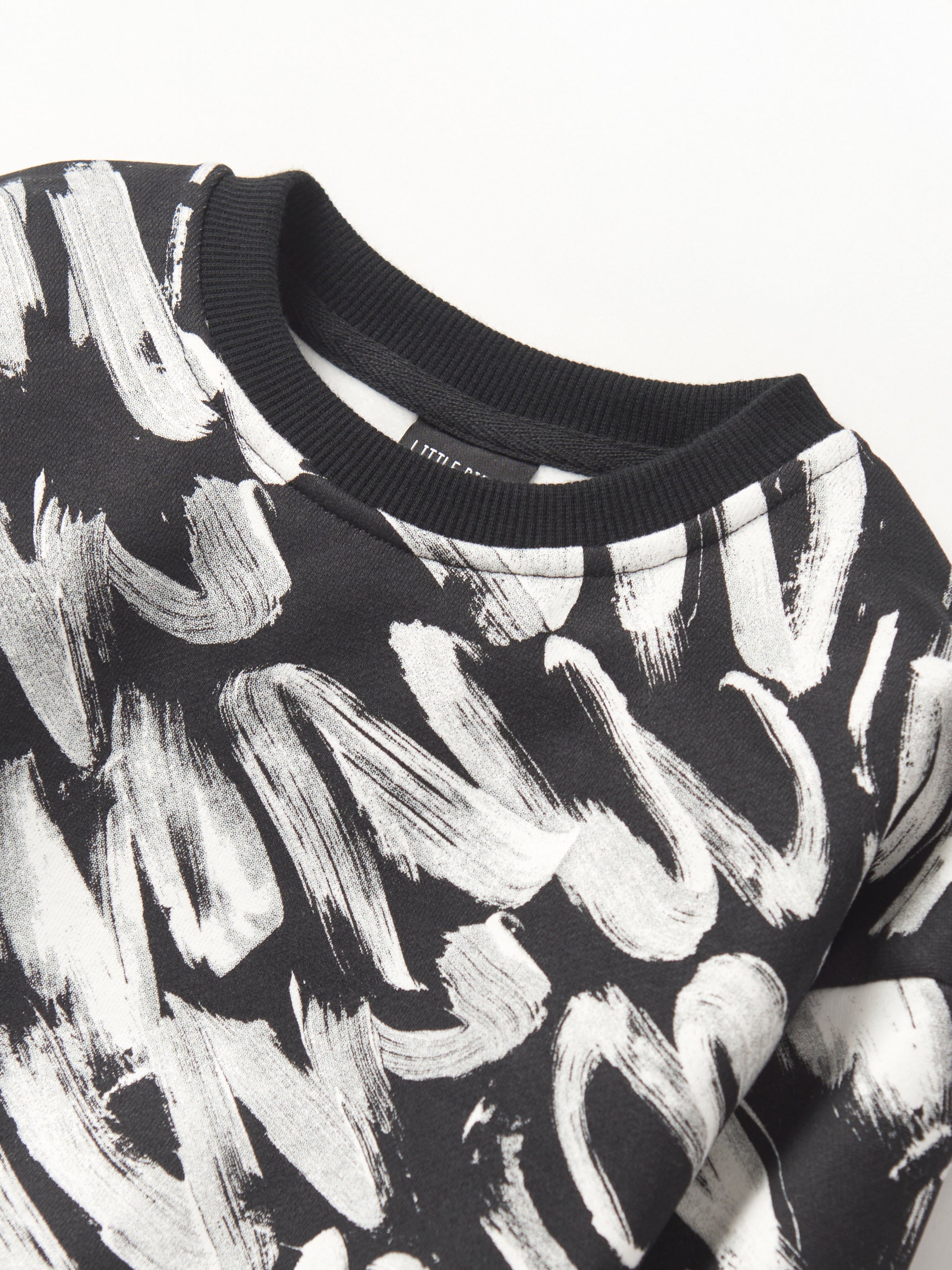 Brush Stroke Crewneck Sweatshirt - Black | Stylish Casual Pullover for Men & Women | Perfect for Everyday Wear, Outings & Layering