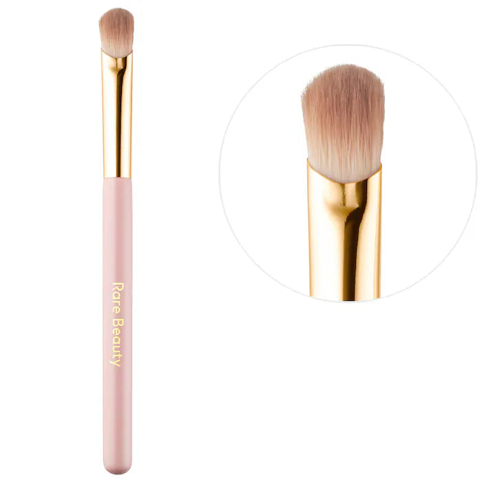 Stay Vulnerable All Rare Beauty Eyeshadow Brush - Soft Bristles for Smooth Blending, Perfect for Everyday Makeup & Professional Looks