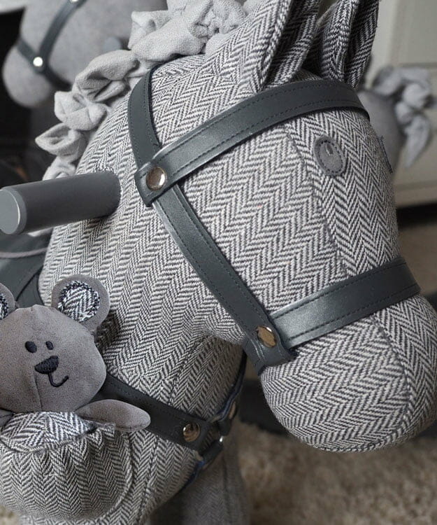 Stirling & Mac Wooden Rocking Horse for Kids - Classic Nursery Decor & Toddler Gift - Perfect for Playrooms, Bedrooms & Birthday Presents