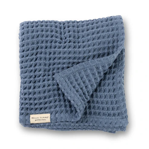 Soft Waffle Knit Baby Blanket - Breathable & Cozy for Newborns - Perfect for Nursery, Stroller & Outdoor Use - Rain Cloud Design