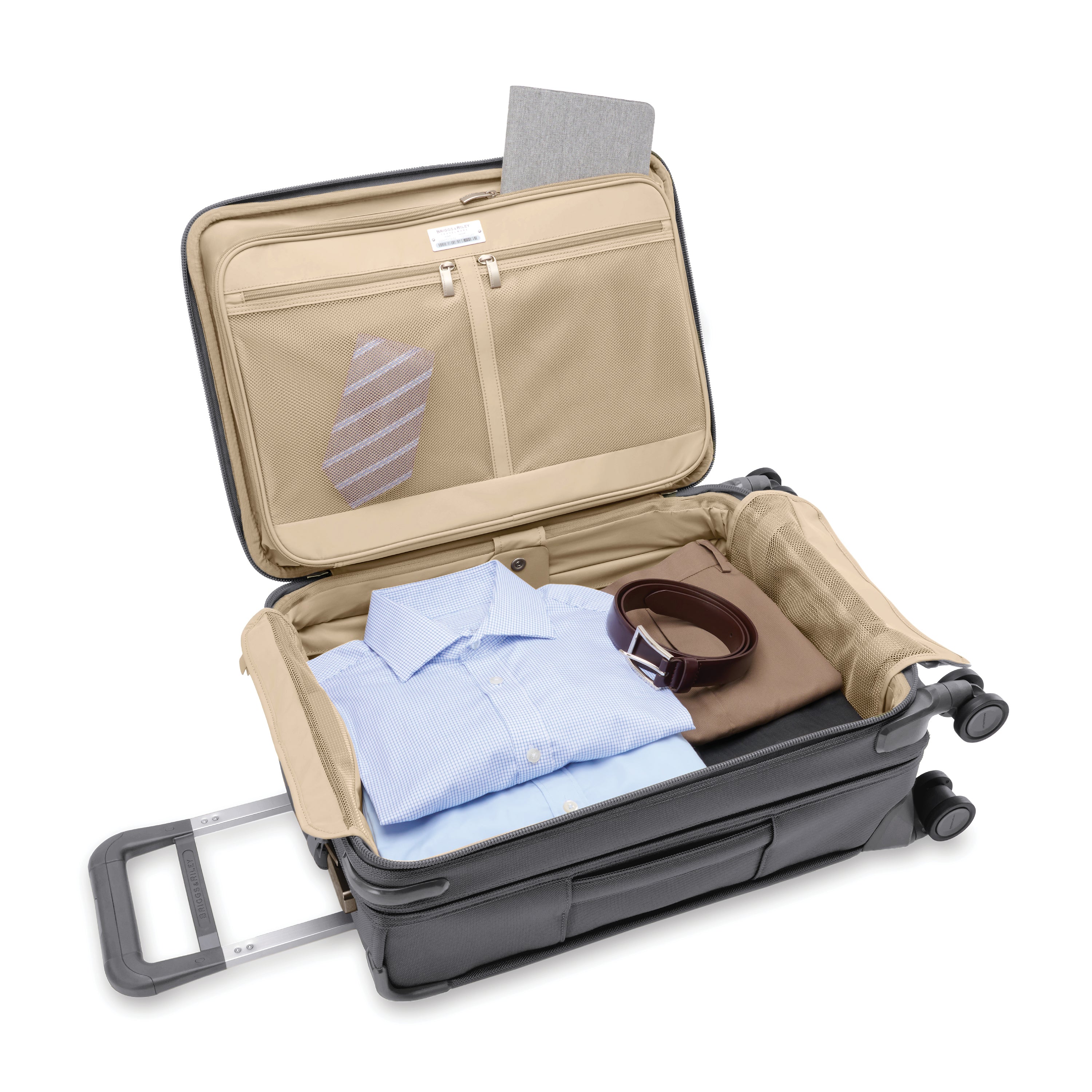 Briggs & Riley Baseline Essential Carry On Spinner Luggage - Lightweight Expandable Suitcase for Business Travel & Weekend Getaways | TSA Lock & Durable Polycarbonate Shell