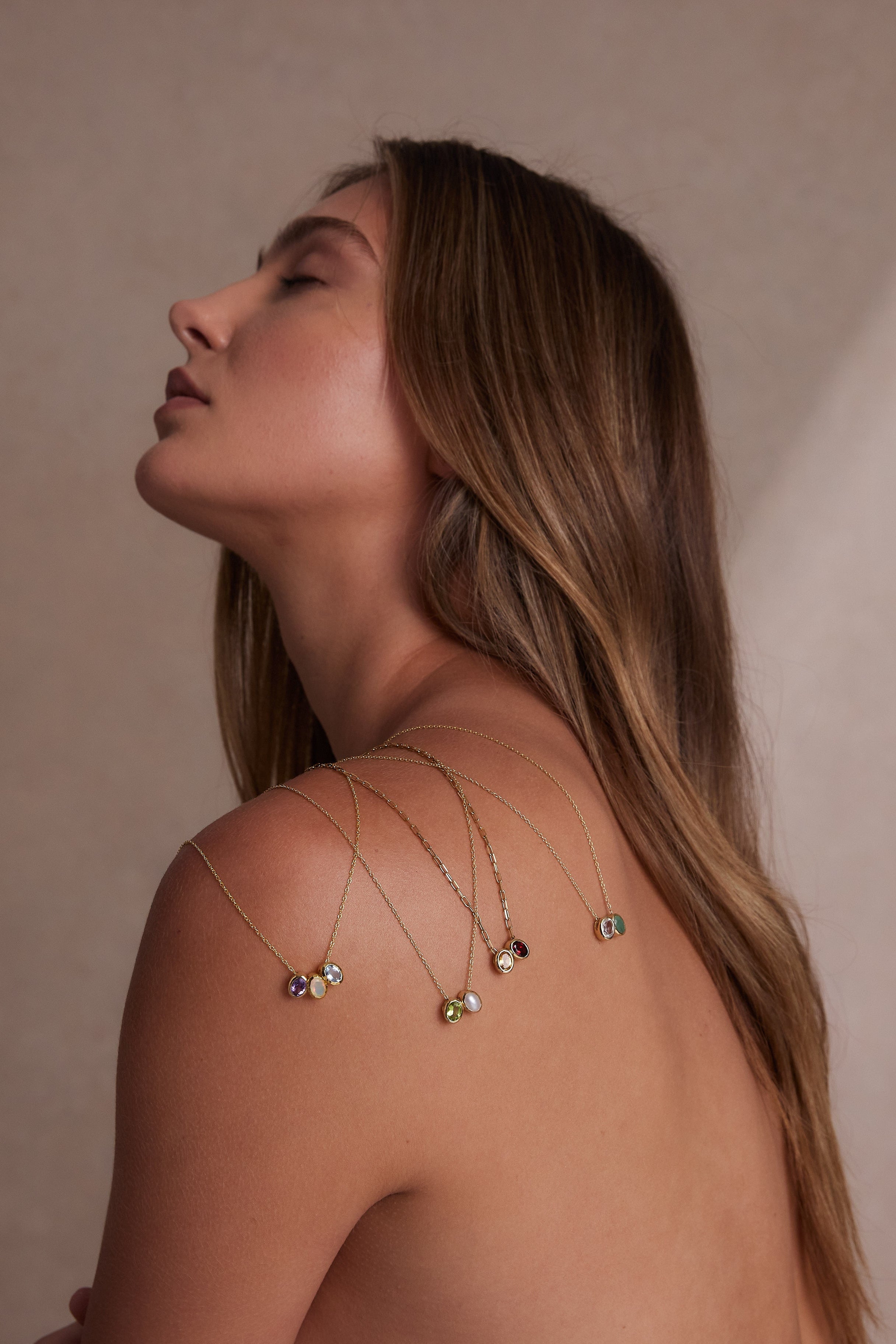 August Peridot Silver Oval Birthstone Necklace - Elegant Sterling Silver Jewelry for Women, Perfect Gift for Birthday, Anniversary & Special Occasions