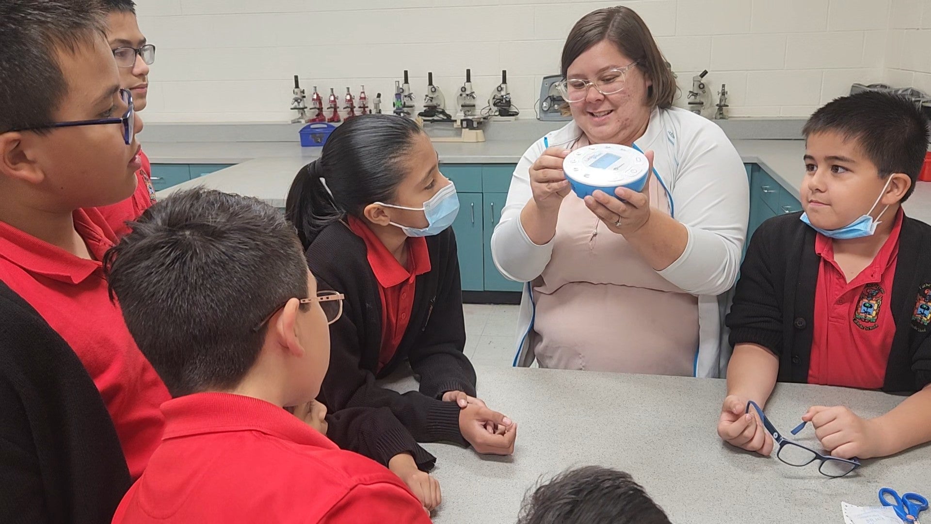 Labdisc GenSci Portable Science Lab - Wireless Data Logger for STEM Education, Outdoor Experiments & Classroom Learning