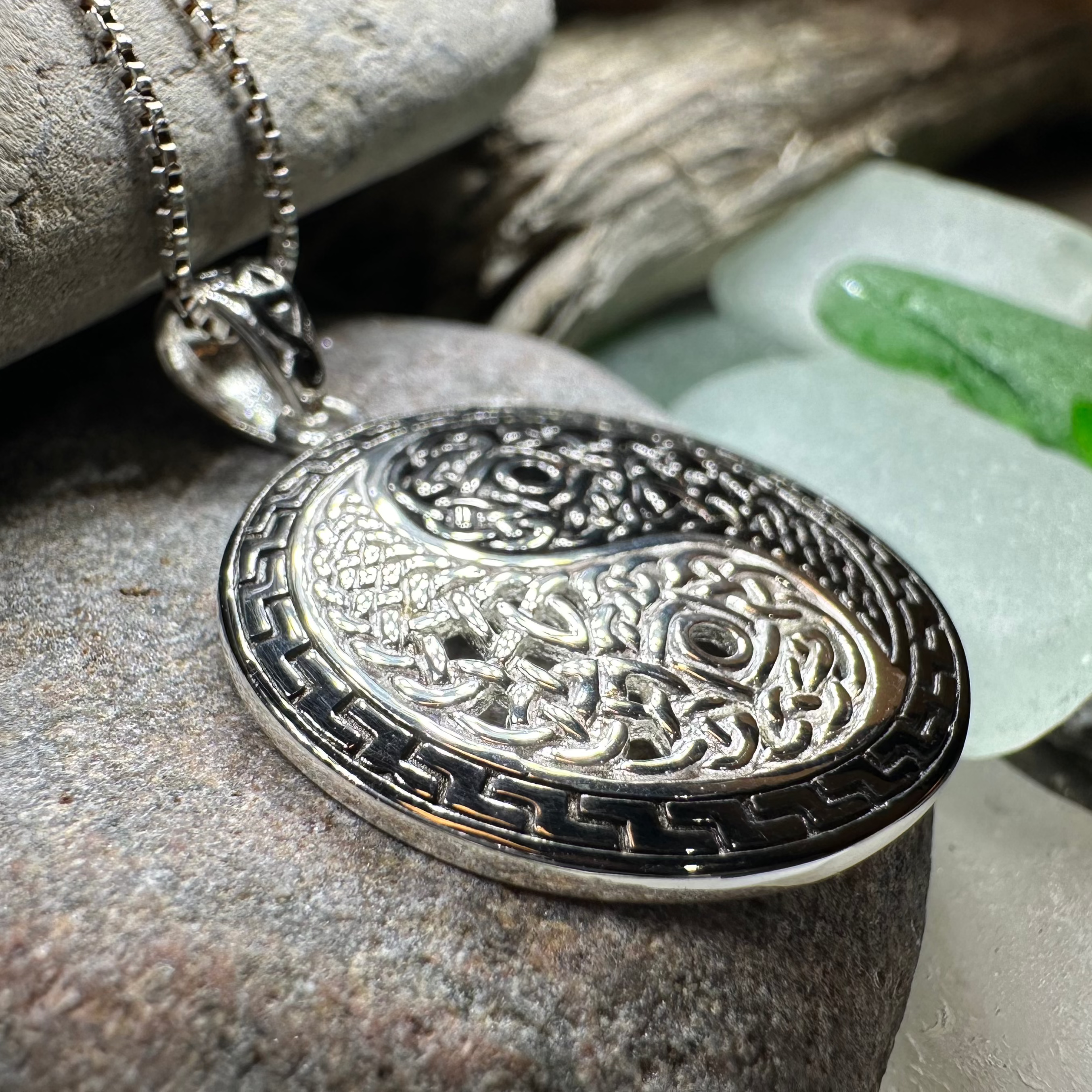 Celtic Yin Yang Necklace for Women - Stainless Steel Pendant with Chain - Spiritual Symbol Jewelry for Meditation, Yoga & Everyday Wear