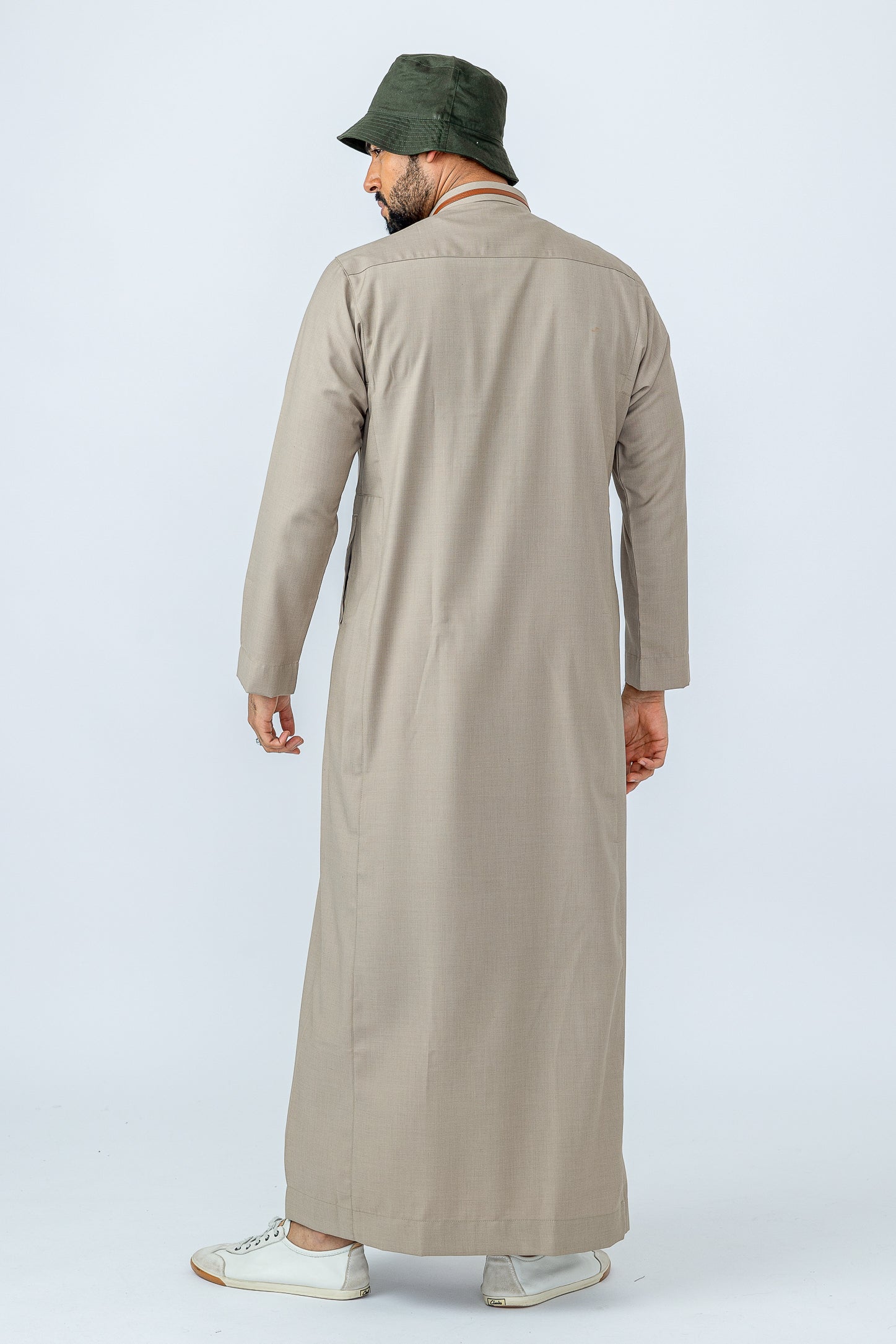 713 Desert Sand Thobe for Men - Lightweight & Breathable Islamic Robe - Perfect for Prayer, Hajj, and Everyday Wear