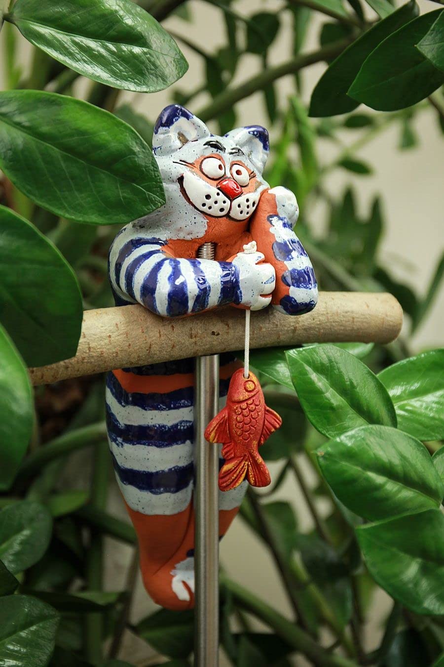 Handmade Frostproof Ceramic Cat Lawn Stake - Unique Outdoor Garden Statue Decor for Women & Men - Perfect Gift for Garden Lovers - Ideal for Yard, Patio, and Flower Bed Decoration
