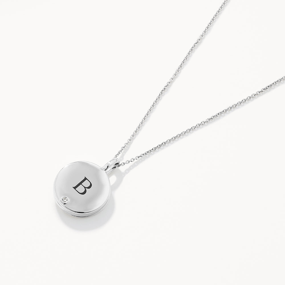 Personalized Engravable Silver Circle Flip Locket Necklace - Perfect for Anniversary Gifts, Valentine's Day & Keepsake Jewelry