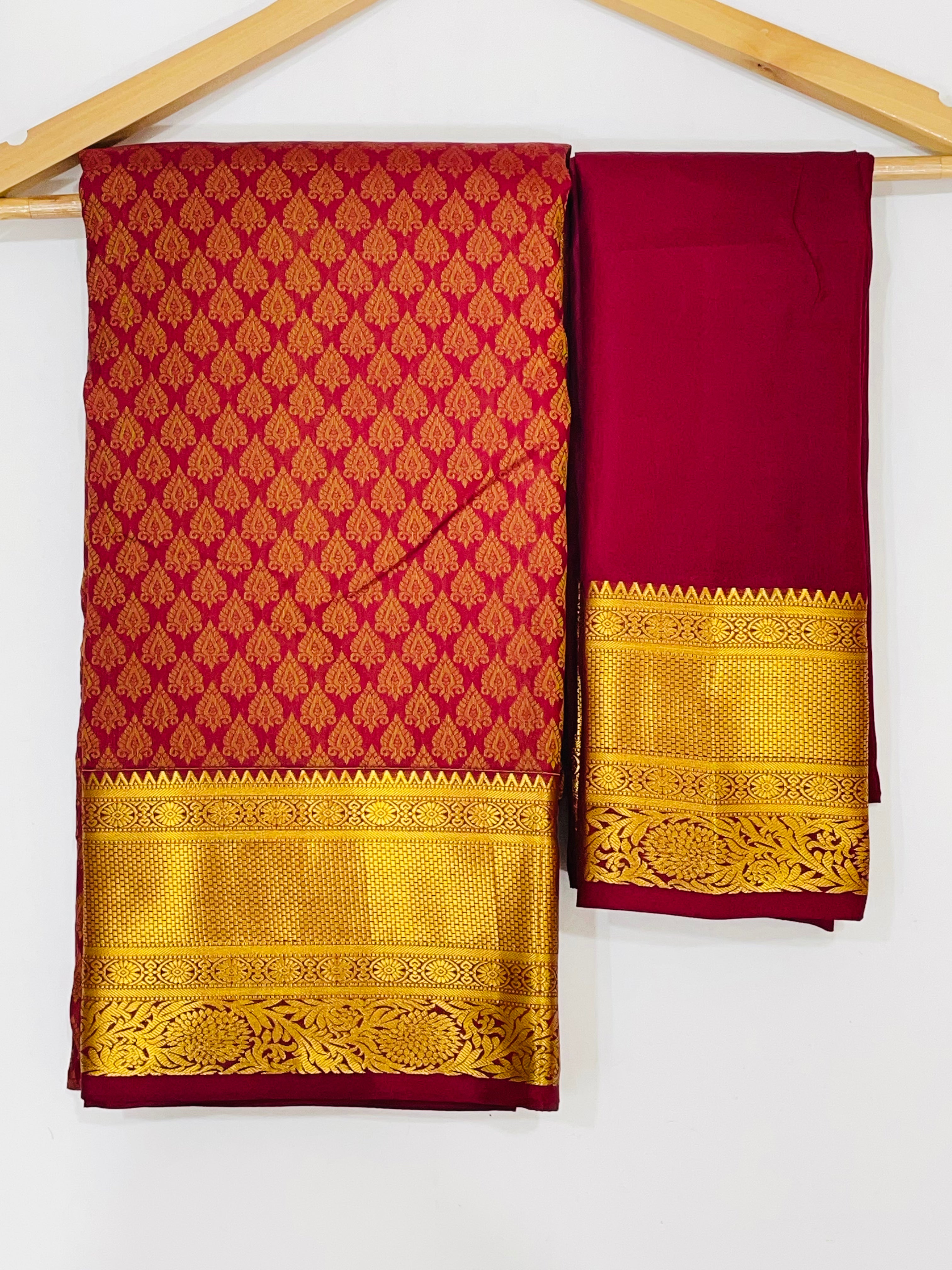Elegant Maroon Floral Pure Kanchipuram Silk Saree with Gold Zari Work for Women | Traditional Indian Bridal & Wedding Attire | Perfect for Festivals & Special Occasions