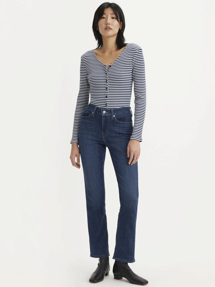 Levi's 392500050 Women's Classic Straight Fit Jeans in Dark Horse Navy - Perfect for Casual Wear, Office Outfits & Everyday Comfort