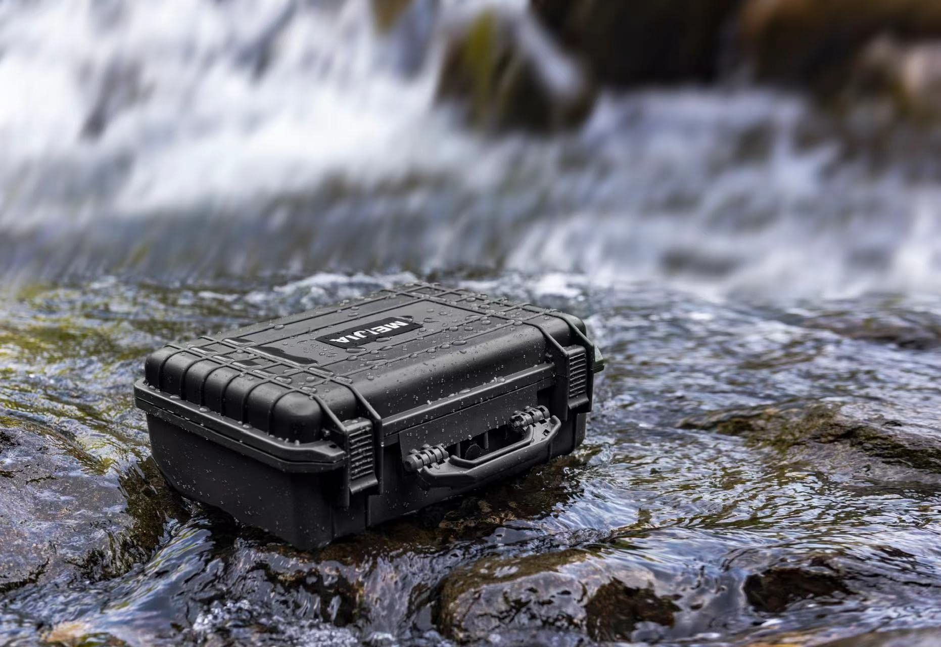 MEIJIA 18.5 x 14.06 x 6.93 Inches All Weather Waterproof Hard Case with Customizable Foam - Protective Storage for Cameras, Drones, Pistols, Lenses & Equipment (Black) - Ideal for Travel, Outdoor Adventures & Professional Gear Transport