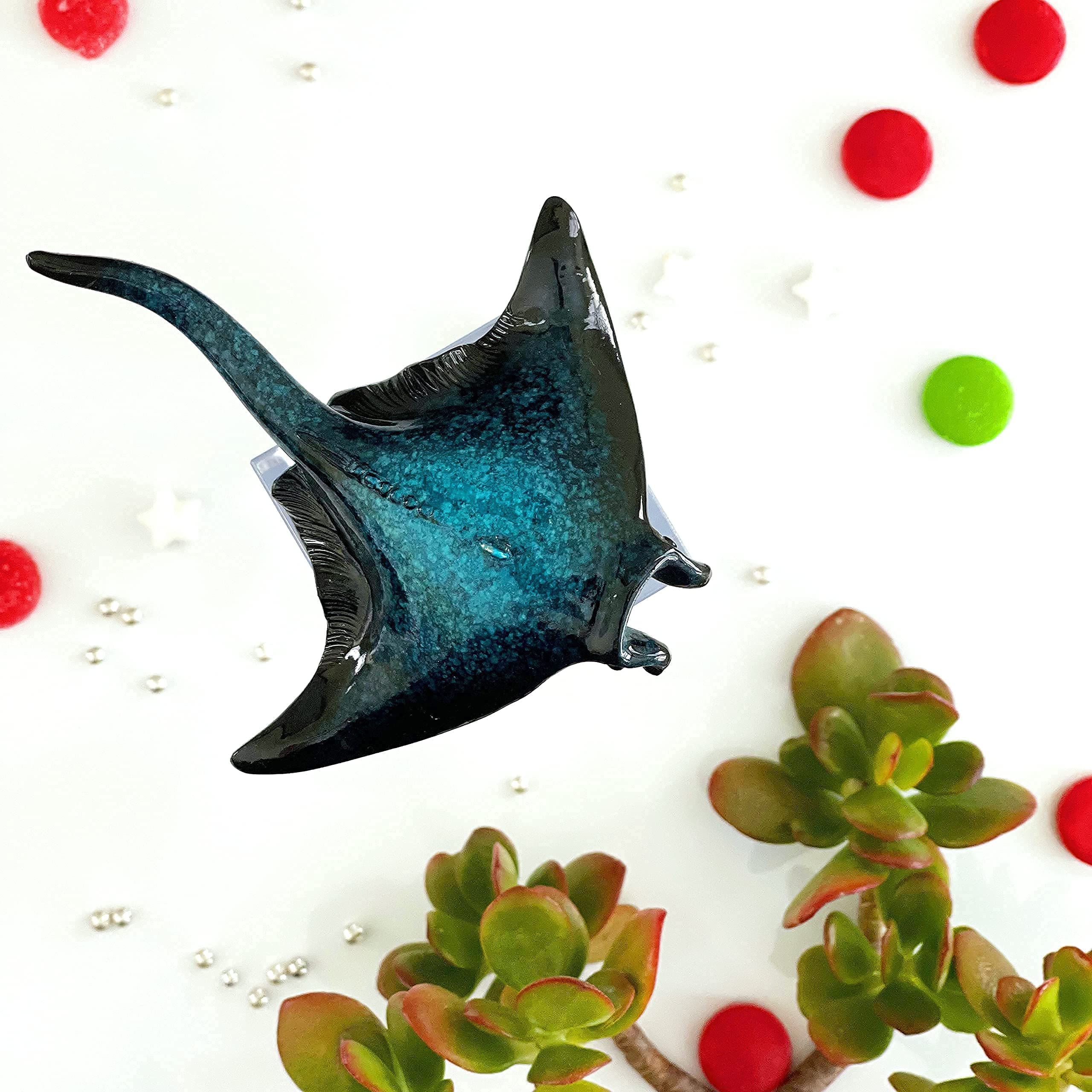5-Piece Hand-Painted Ocean Animal Christmas Ornaments Set - Perfect for Tree Decor, Bathroom Wall Hanging, Stocking Stuffers, Scuba Diving Enthusiasts & Ocean Theme Lovers - Ideal for Holiday Decorations, Gift Giving & Underwater Themed Parties