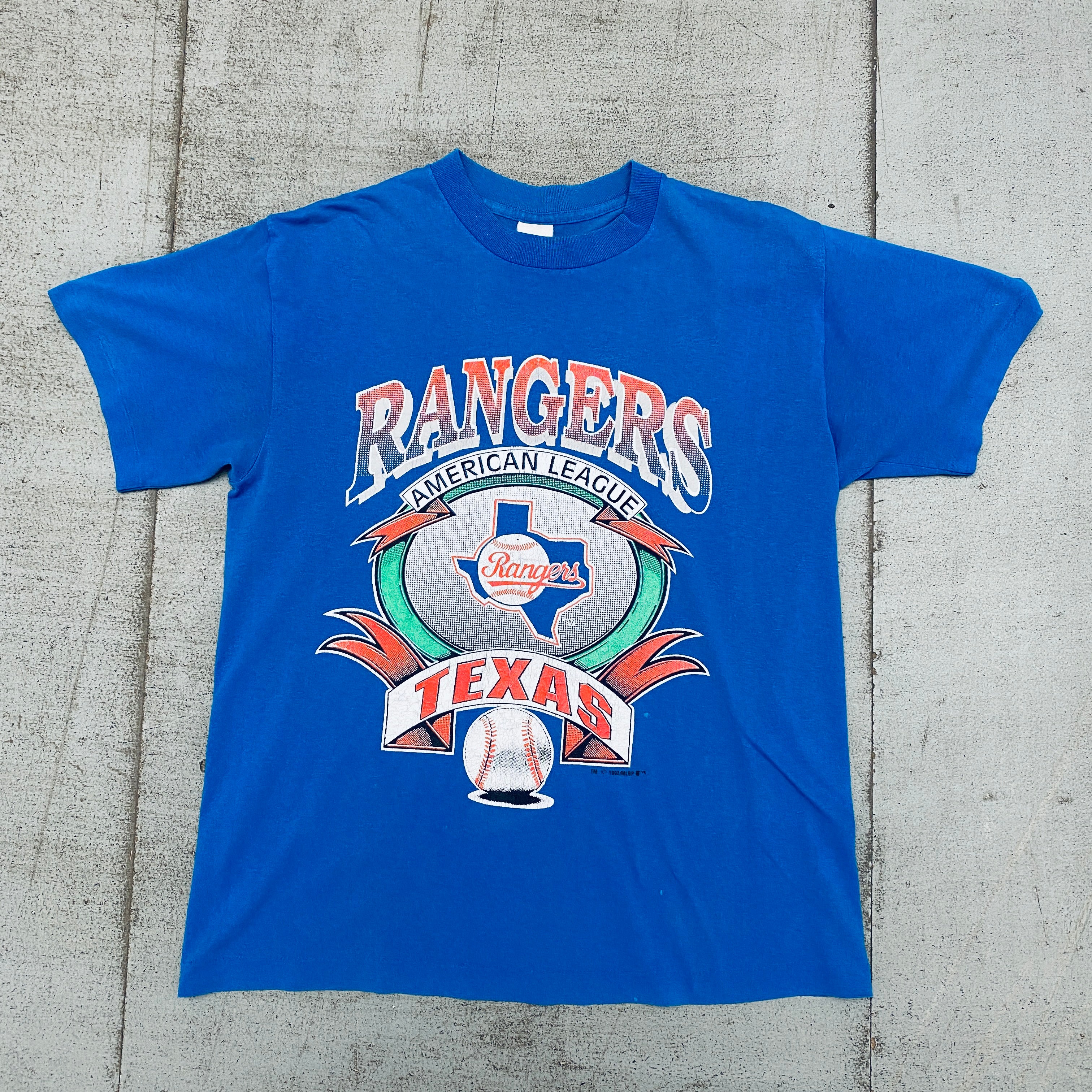 Texas Rangers 1992 Vintage Graphic Spellout T-Shirt for Men - Retro Baseball Fan Gift & Casual Wear