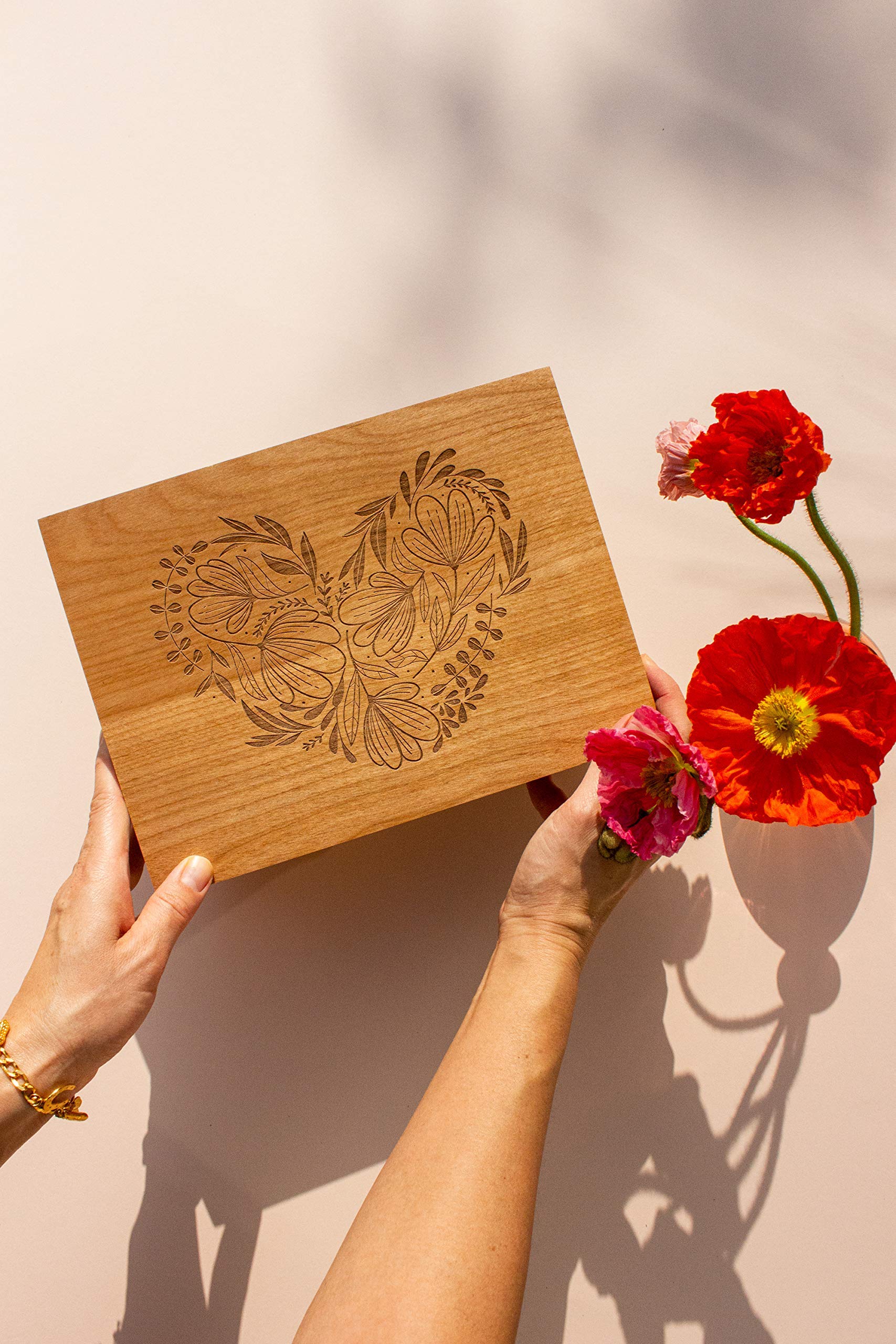 Personalized Wooden Heart Keepsake Box - Custom Engraved Gift for Anniversary, Wedding, Baby & Memory Storage | Perfect for Jewelry, Love Letters & Special Mementos
