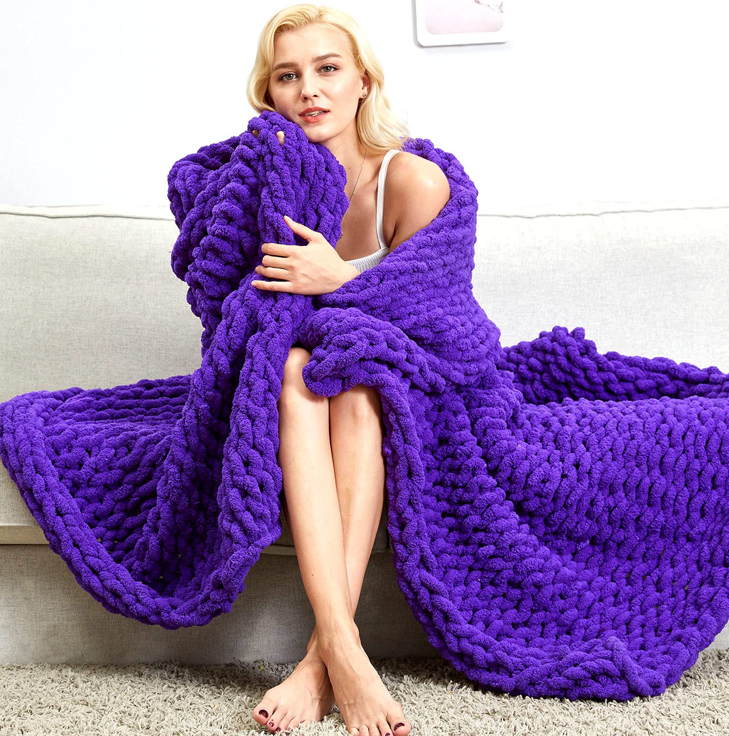 APIXO Chunky Knit Blanket - 87''x103'' Oversized Handmade Chenille Weighted Throw for Sofa, Bed & Couch - Thick Cable Knit Braided Design, Soft & Cozy (Purple, 220x260cm) - Perfect for Winter Nights, Lounging & Home Decor