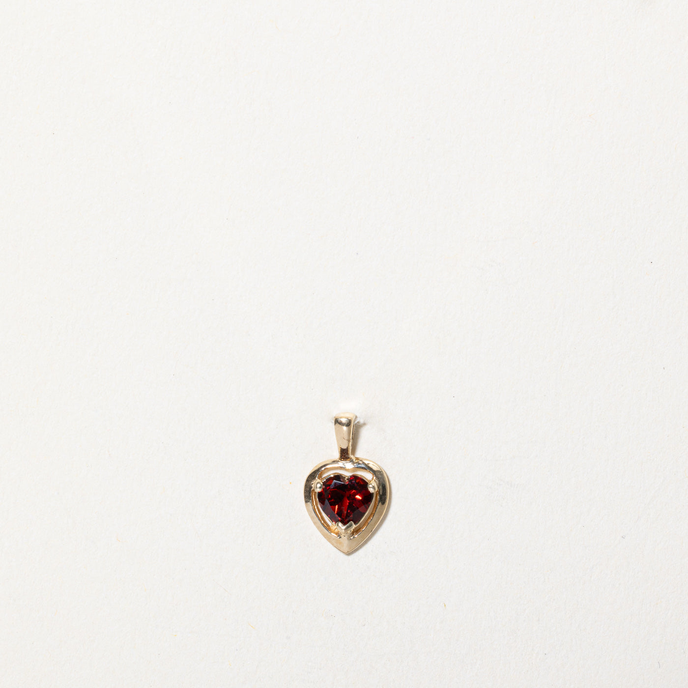 0.62ct Genuine Garnet Heart Pendant Necklace - Dainty Valentine's Gift for Her, Anniversary Jewelry, Birthstone Present for January
