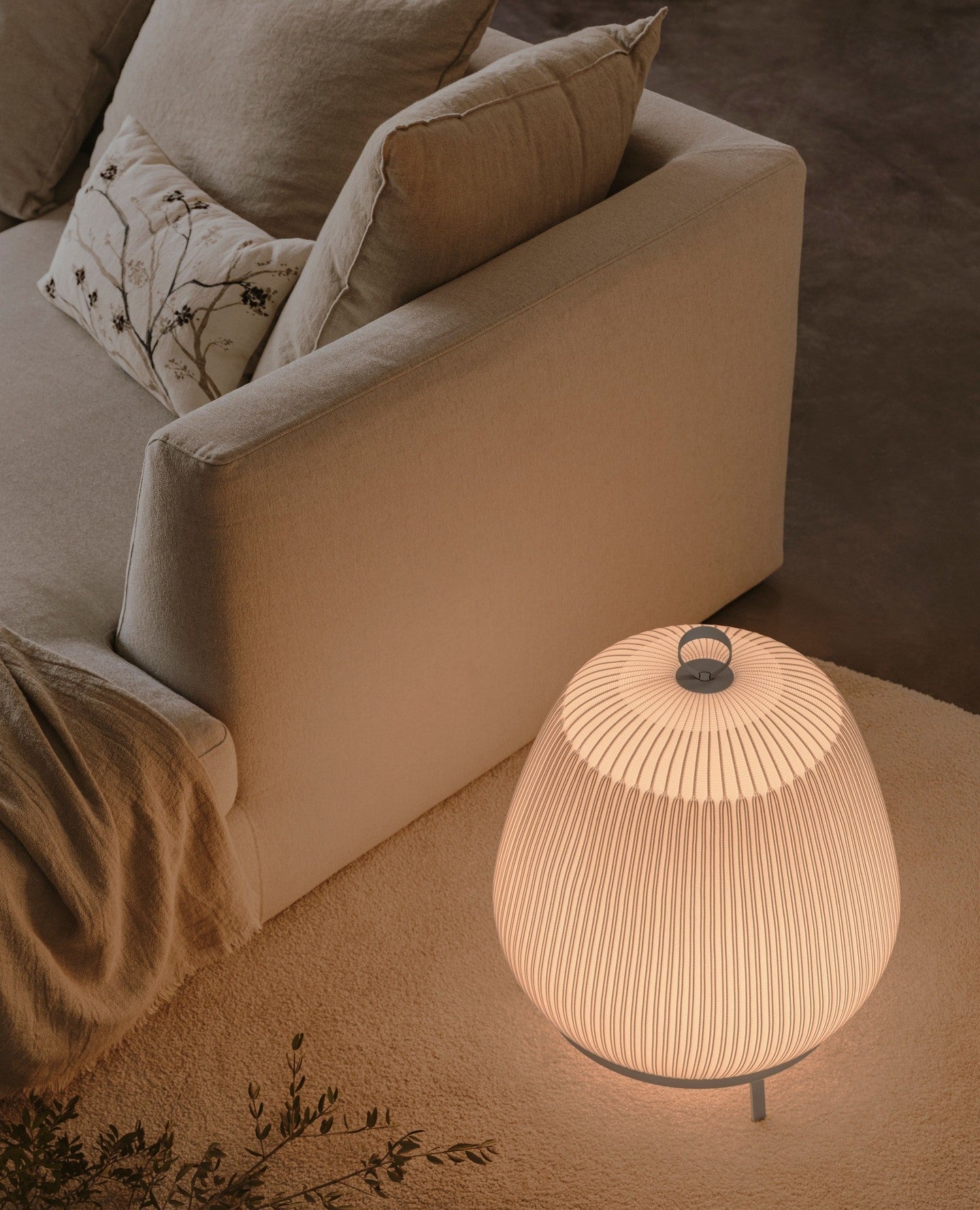 Modern Lantern Knit Table Lamp - Handmade Rattan Woven Nightstand Light for Bedroom, Living Room, and Office Decor - Perfect for Cozy Ambiance and Relaxation
