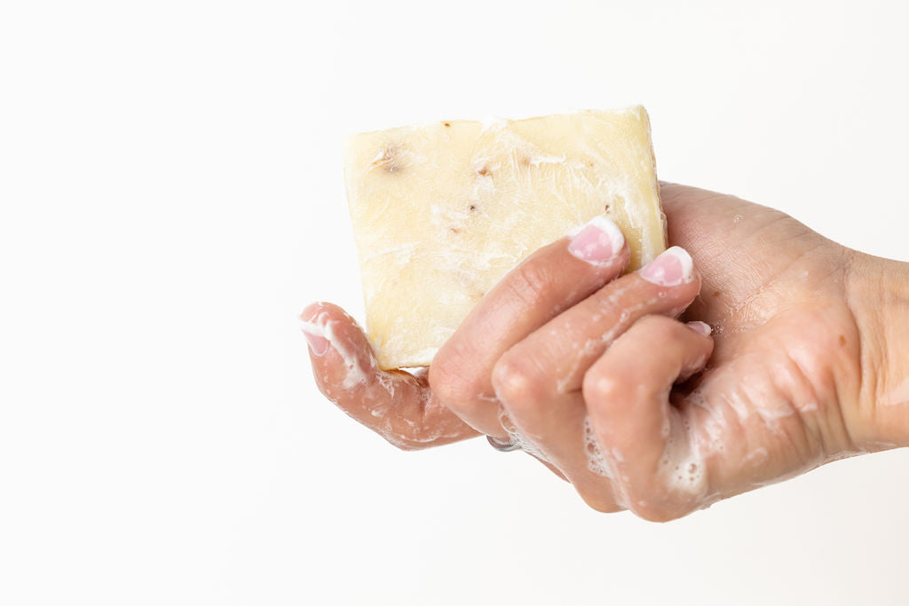 2 Pack Organic Lemongrass Soap Bar - Handmade Natural Body Soap for Dry & Sensitive Skin, Vegan & Cruelty-Free - Perfect for Gifts, Spa Day & Eco-Friendly Bathroom Routine