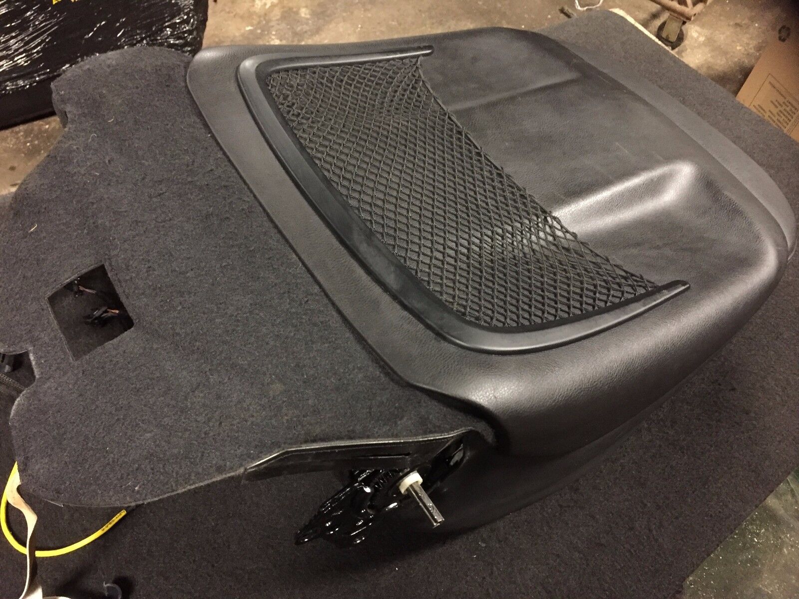 2005-2008 Audi A6 C6 Front Right Passenger Seat Upper Cushion Replacement - OEM Quality Car Seat Cover for Comfort & Luxury Driving Experience