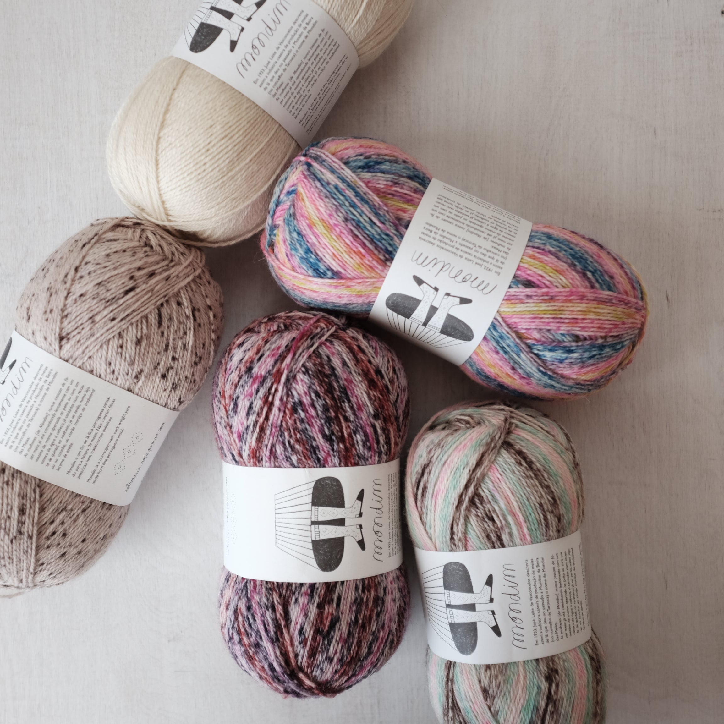 Retrosaria Mondim - Premium Yarn & Knitting Supplies for Handmade Crafts | Perfect for DIY Knitting, Crochet, and Weaving Projects